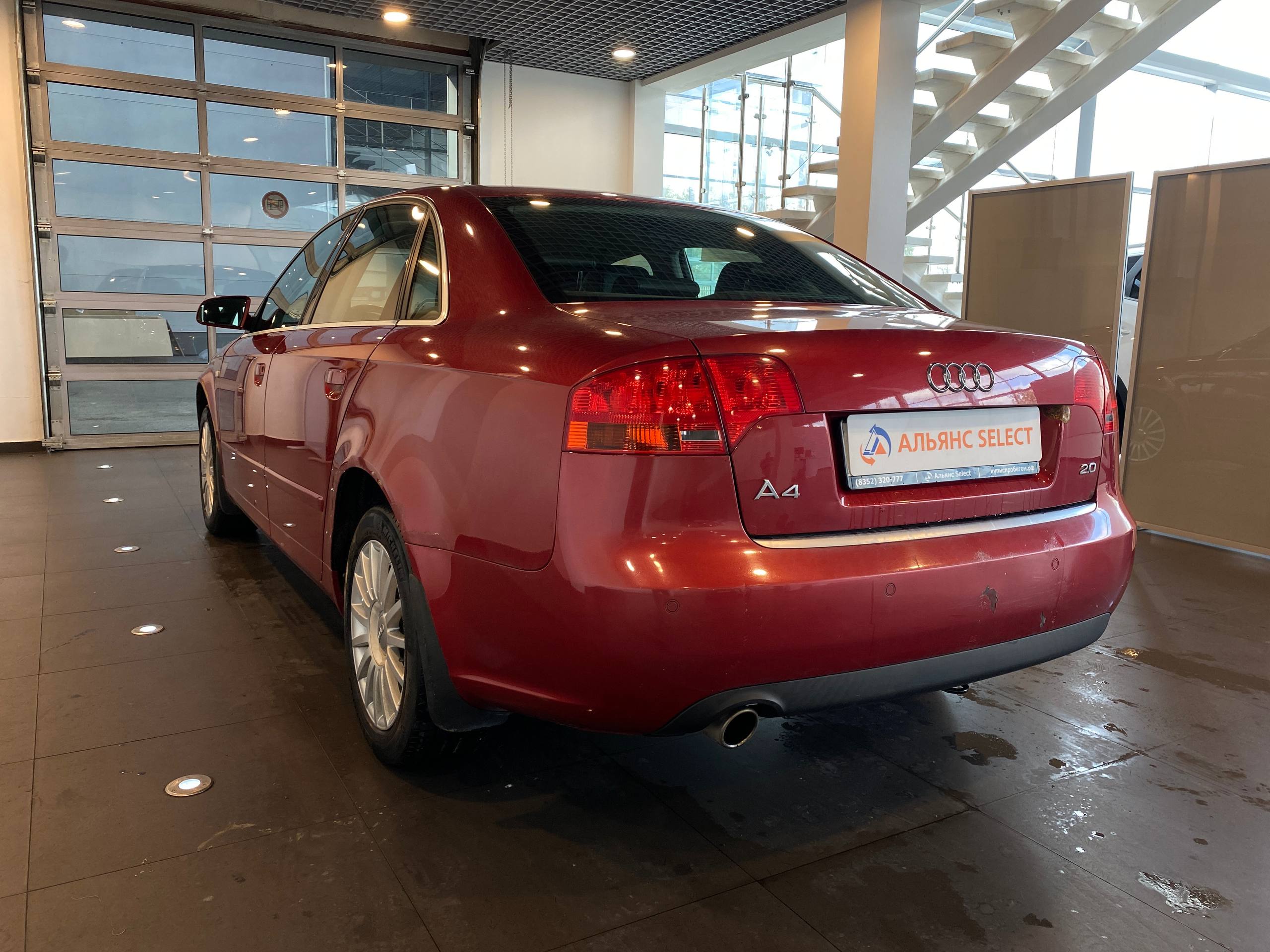 AUDI A4