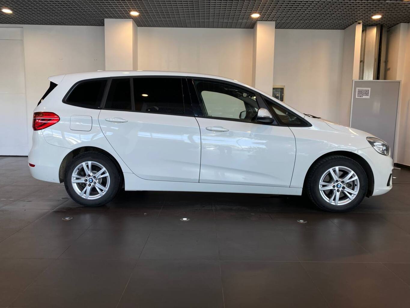 BMW 218I