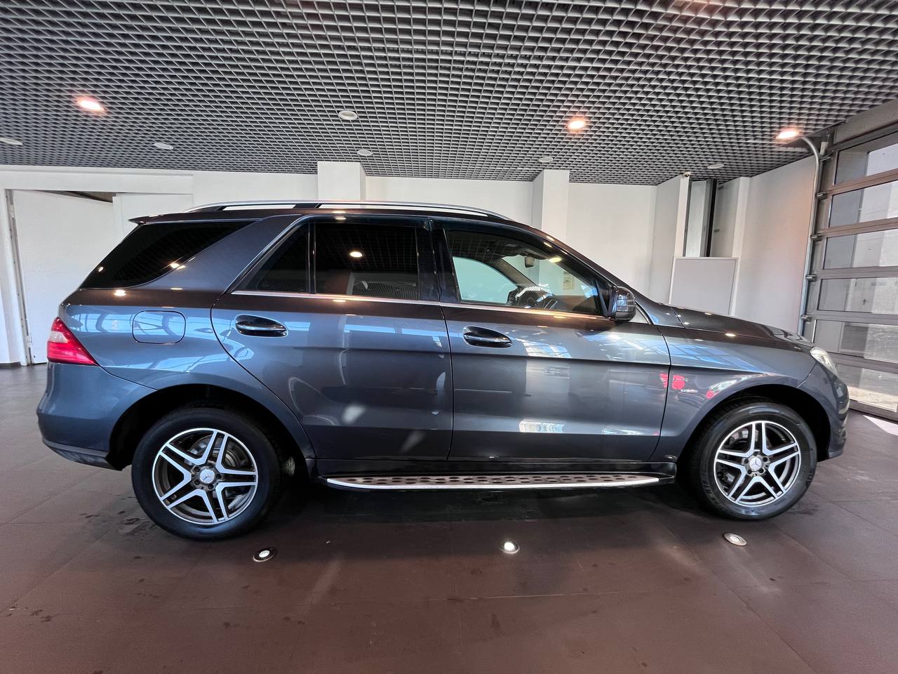 MERCEDES-BENZ MERCEDES BENZ