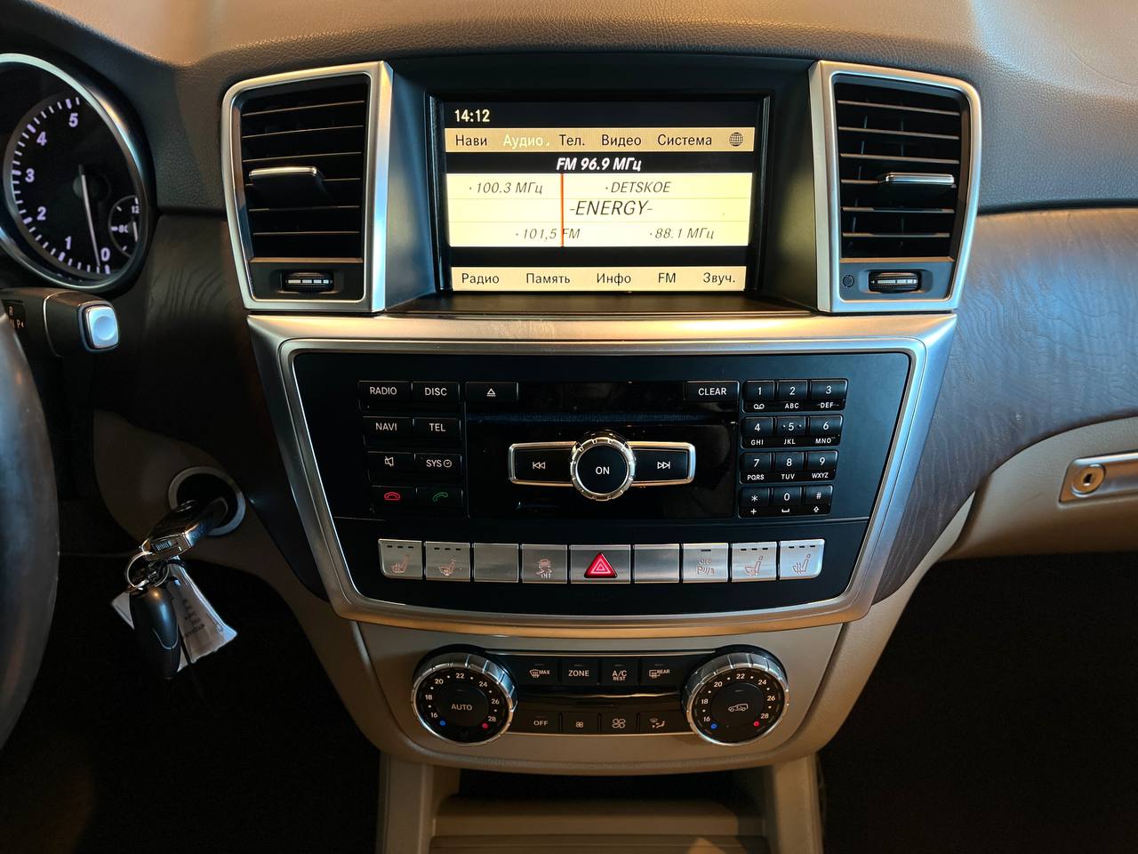 MERCEDES-BENZ MERCEDES BENZ