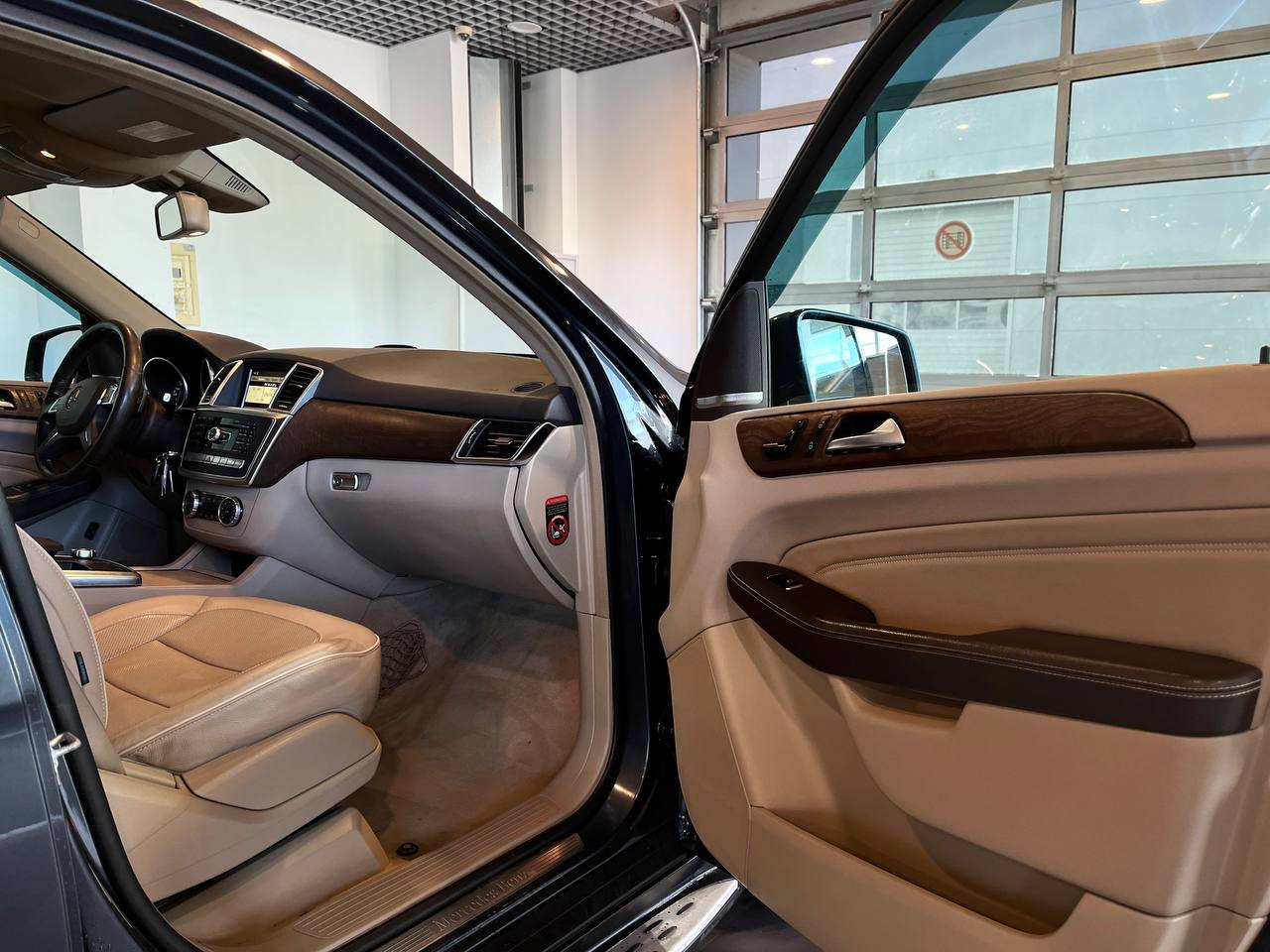 MERCEDES-BENZ MERCEDES BENZ