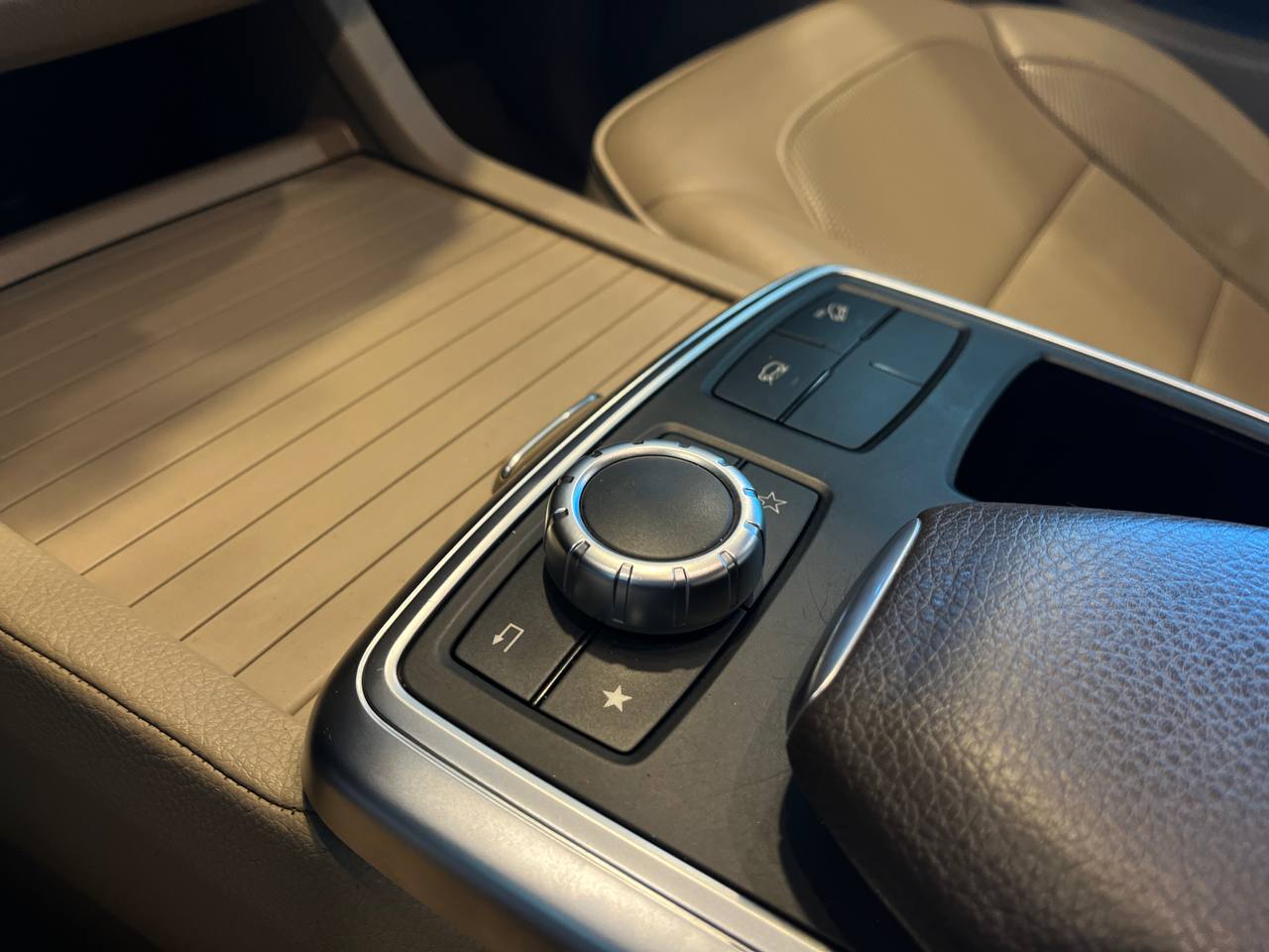 MERCEDES-BENZ MERCEDES BENZ