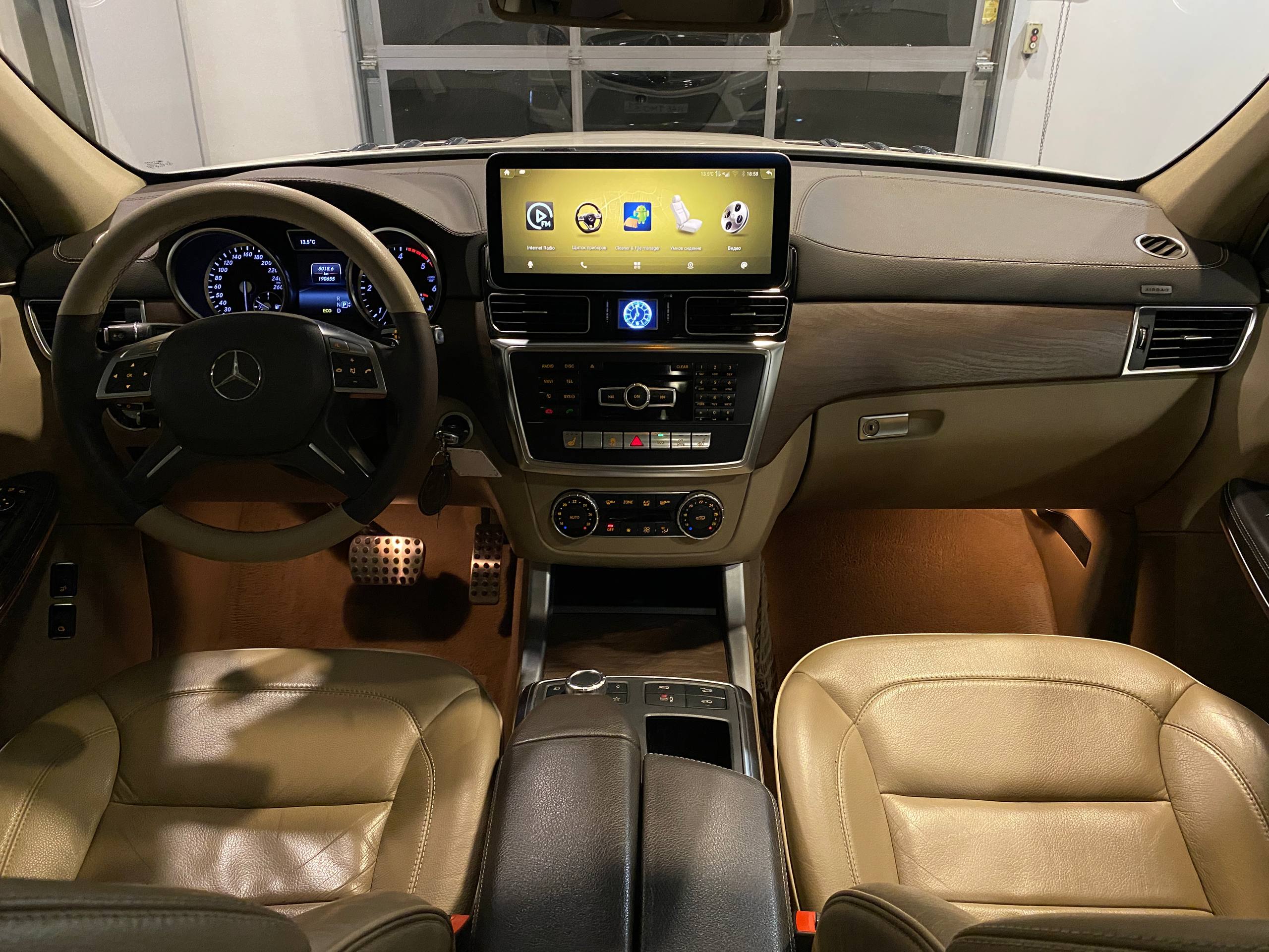 MERCEDES-BENZ GL350