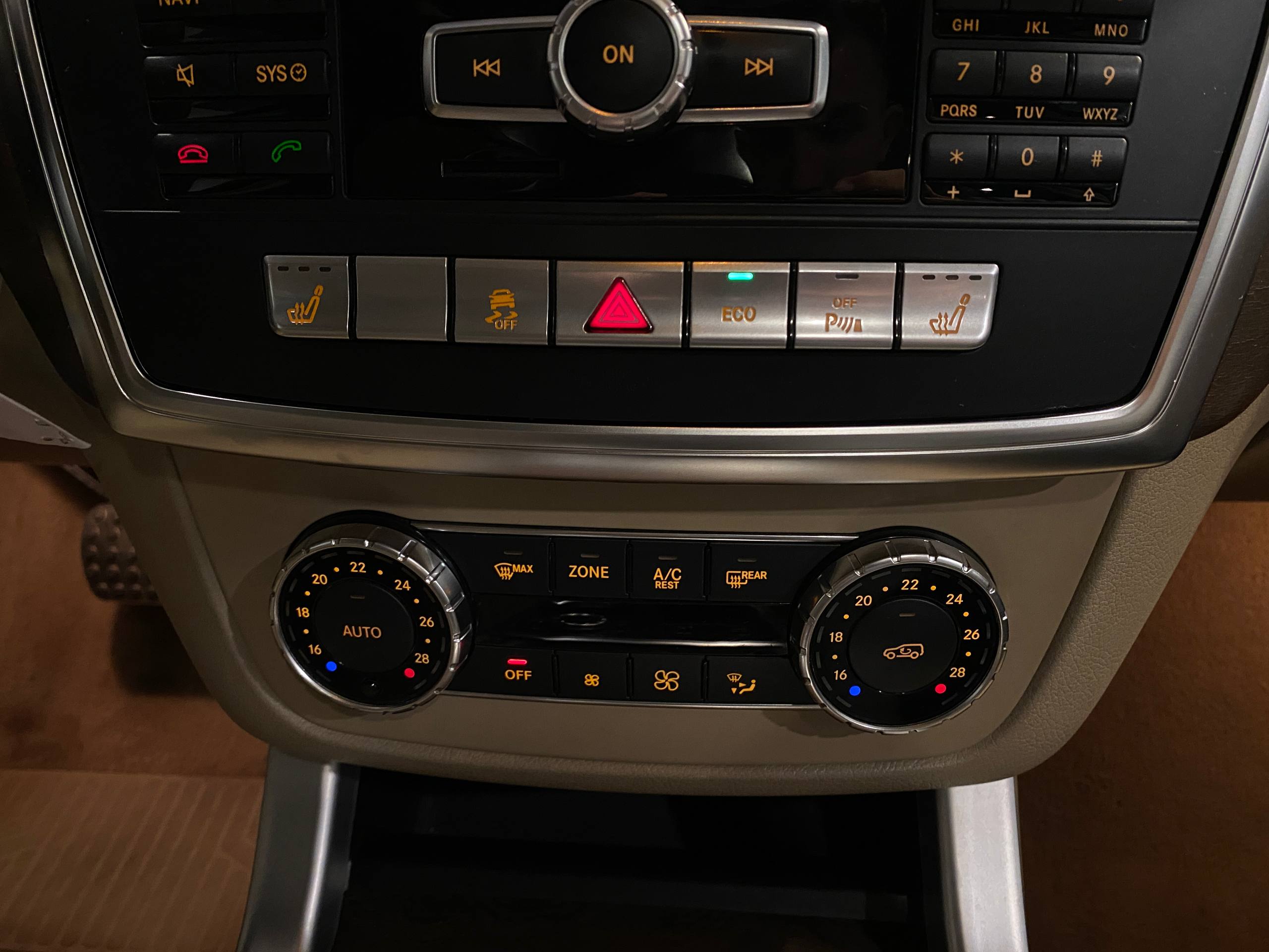 MERCEDES-BENZ GL350