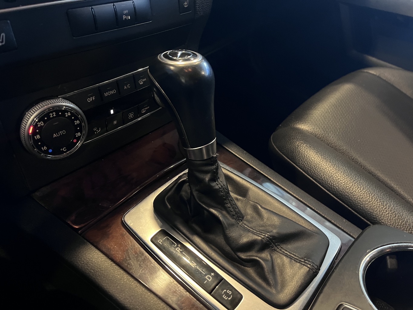 MERCEDES-BENZ GLK
