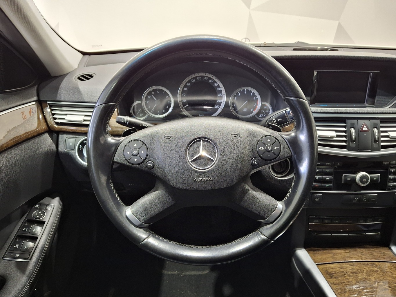 MERCEDES-BENZ A180D