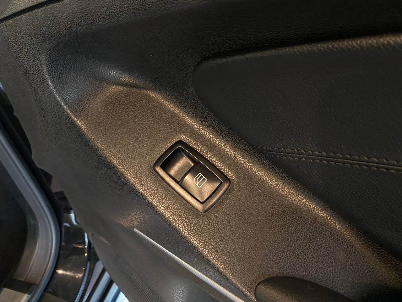 MERCEDES-BENZ ML350