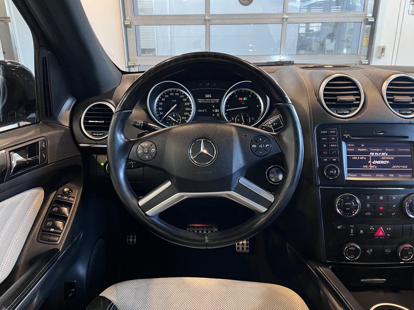 MERCEDES-BENZ GL