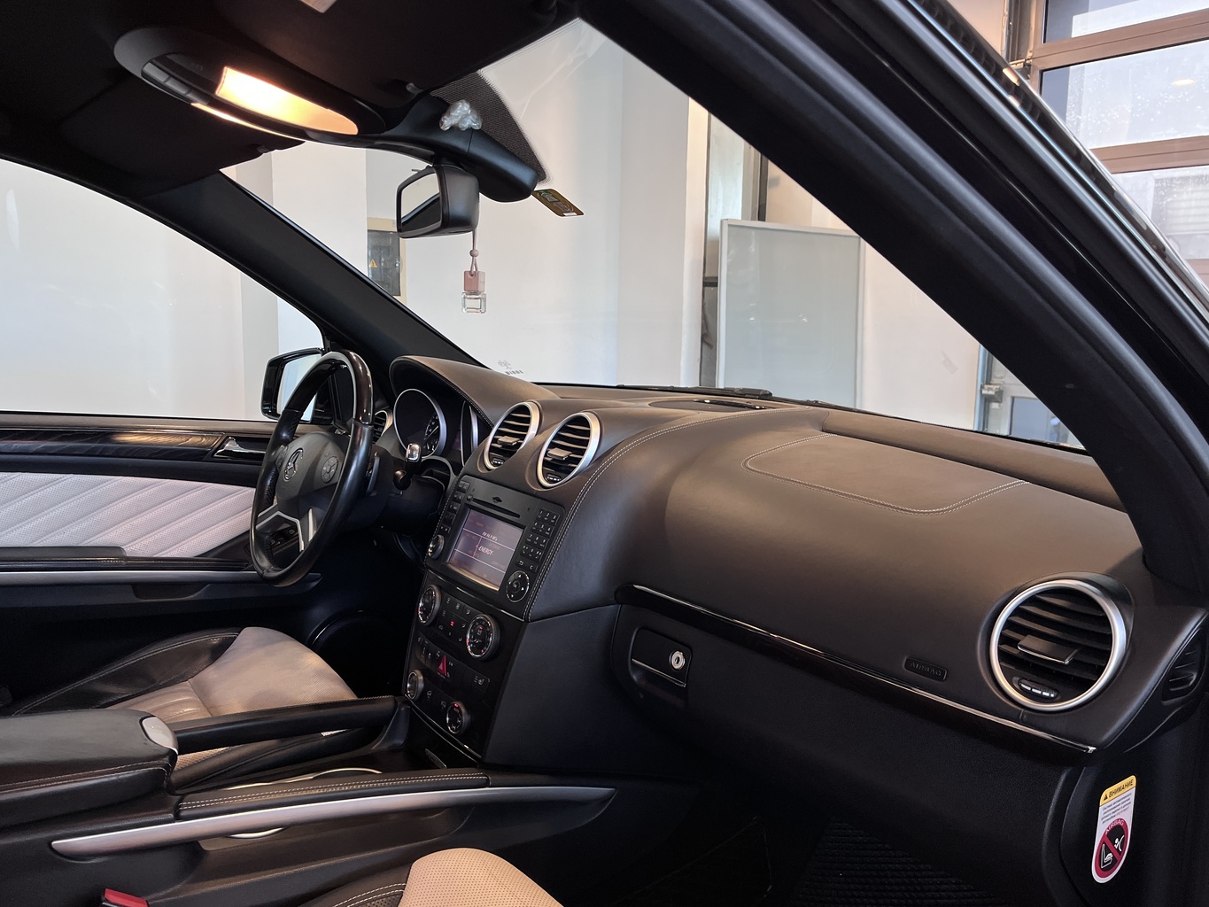 MERCEDES-BENZ GL