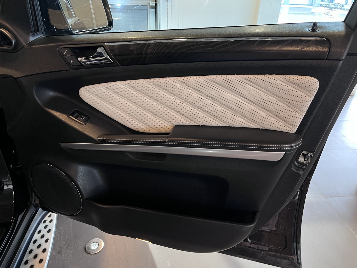 MERCEDES-BENZ GL