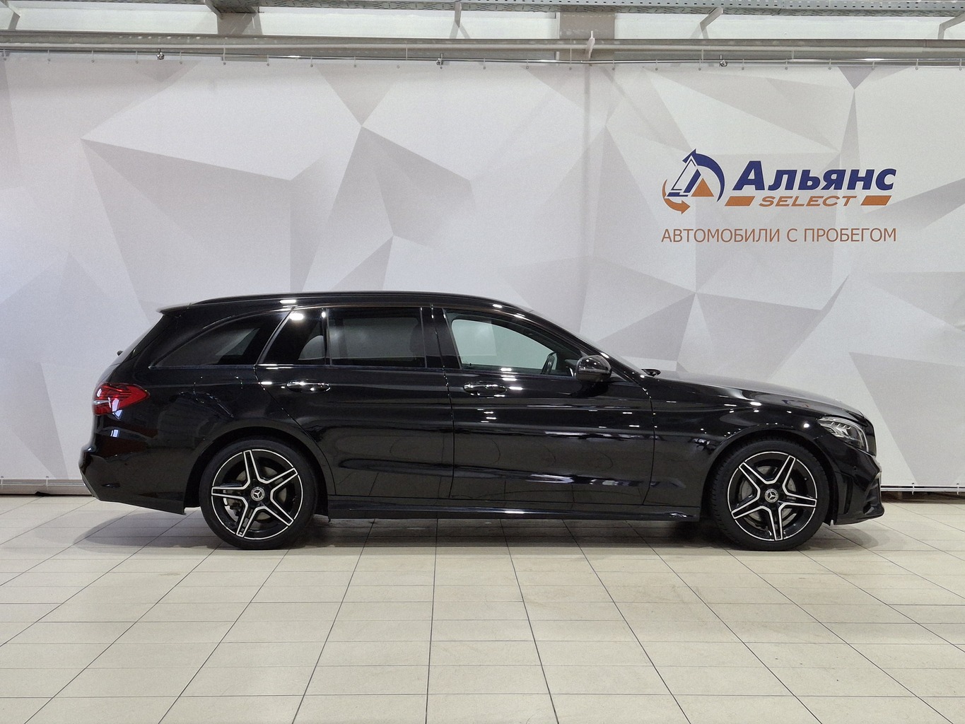 MERCEDES-BENZ C