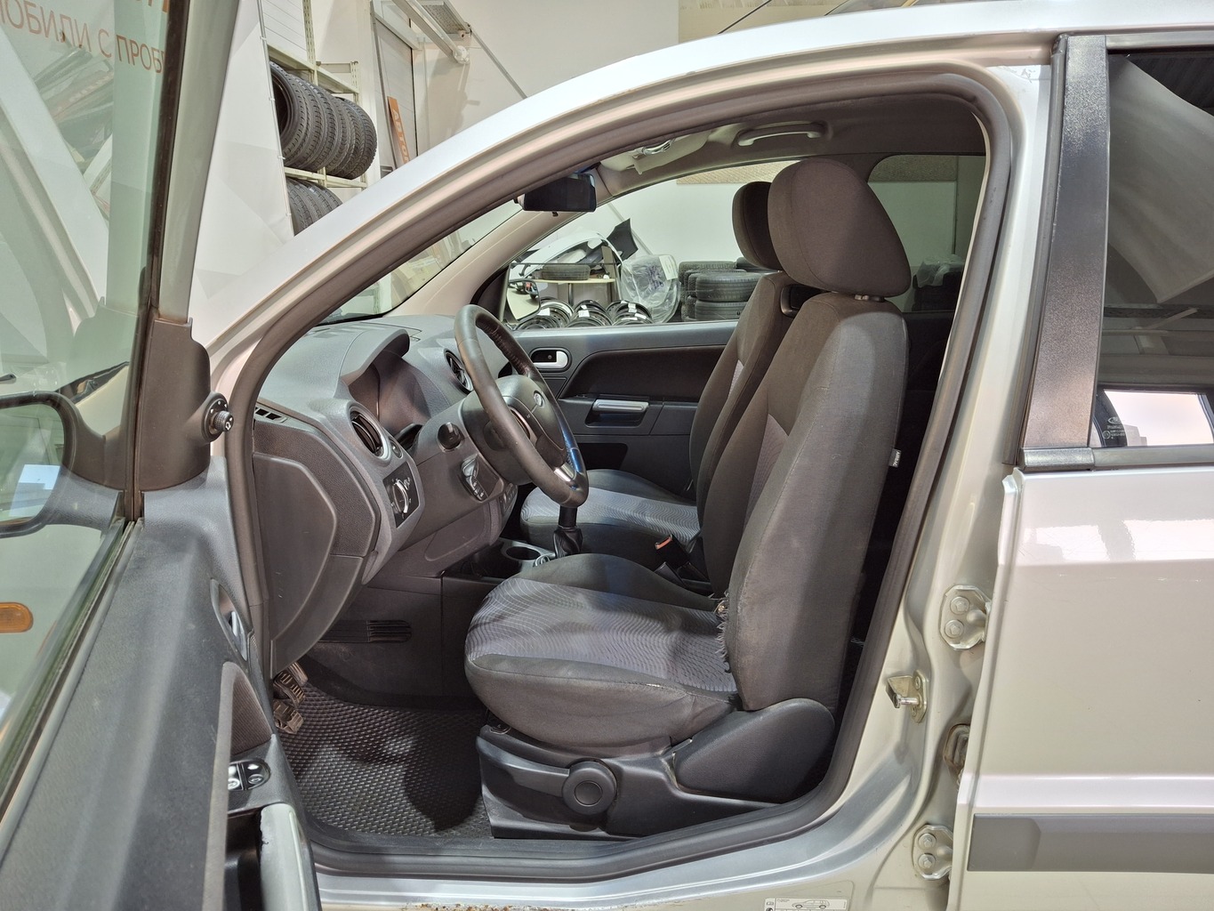 FORD FUSION