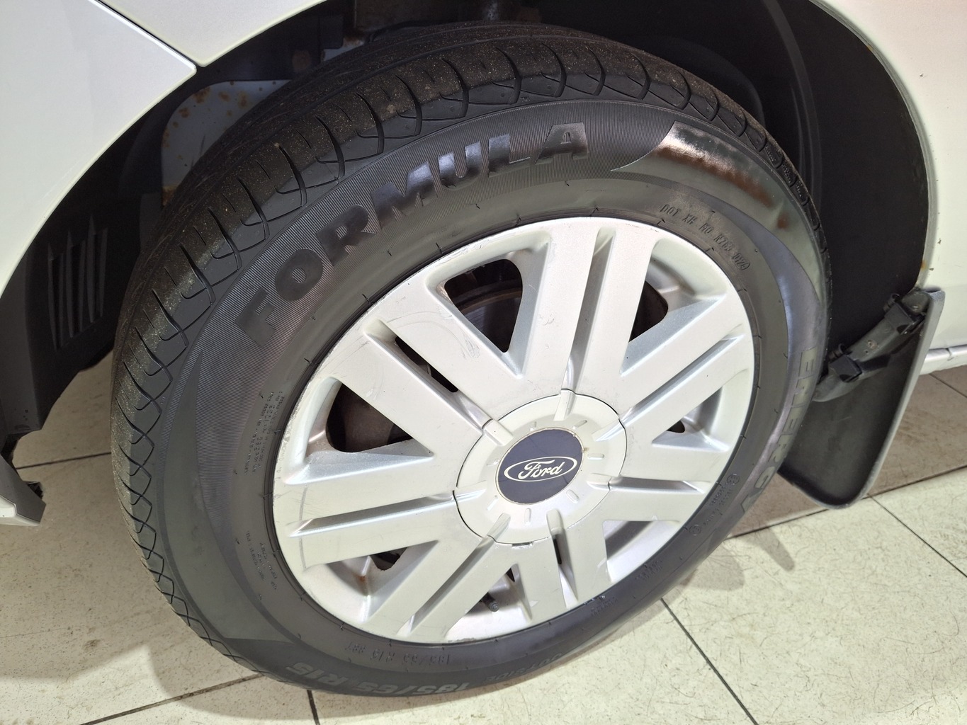 FORD FUSION