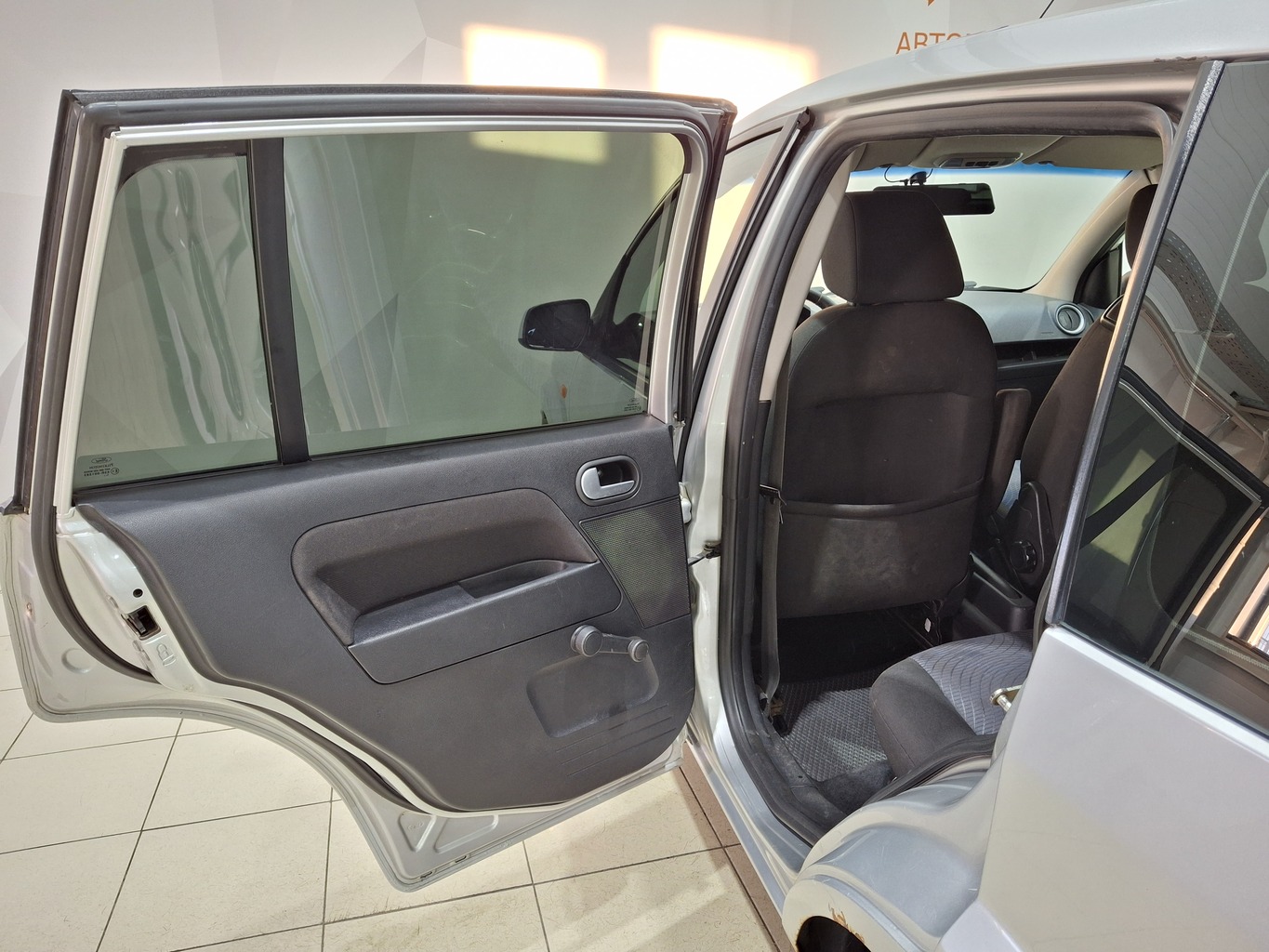 FORD FUSION
