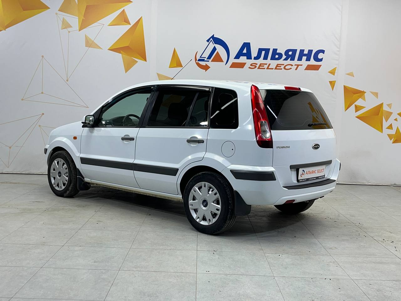 FORD FUSION