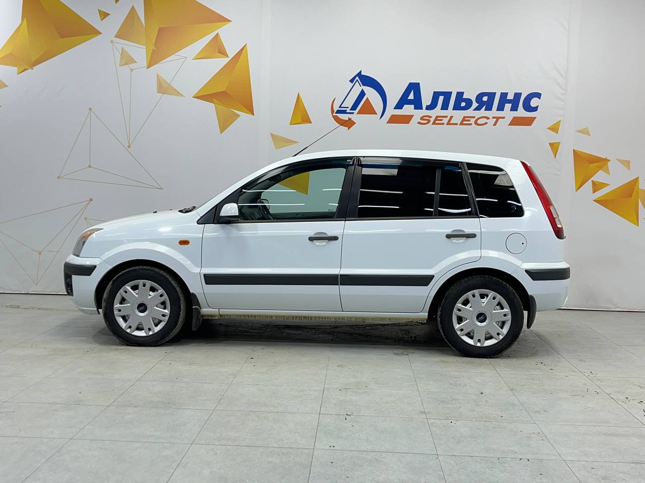 FORD FUSION