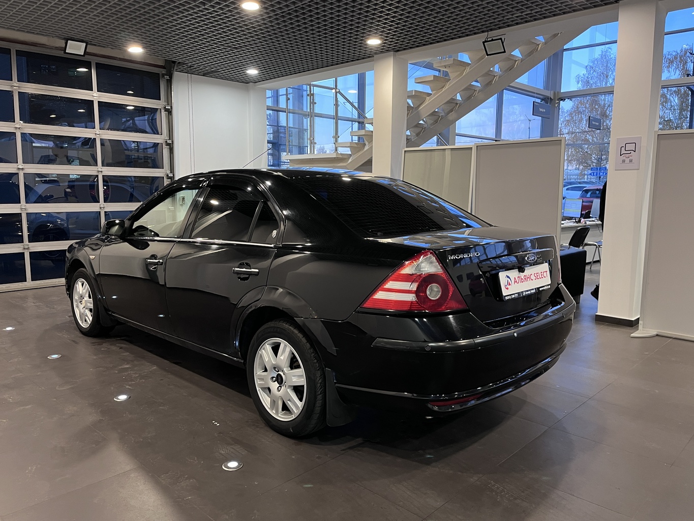 FORD MONDEO