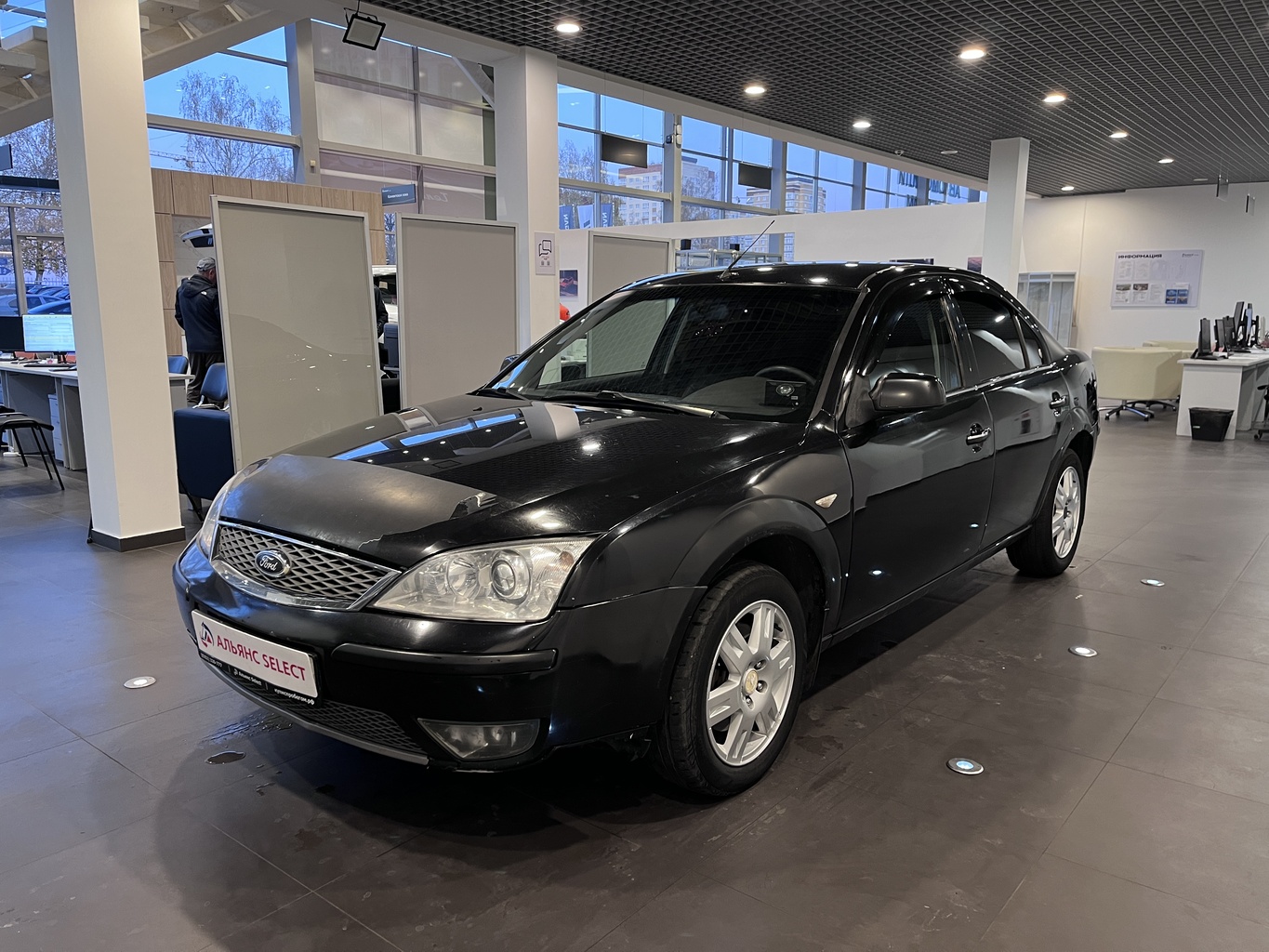 FORD MONDEO