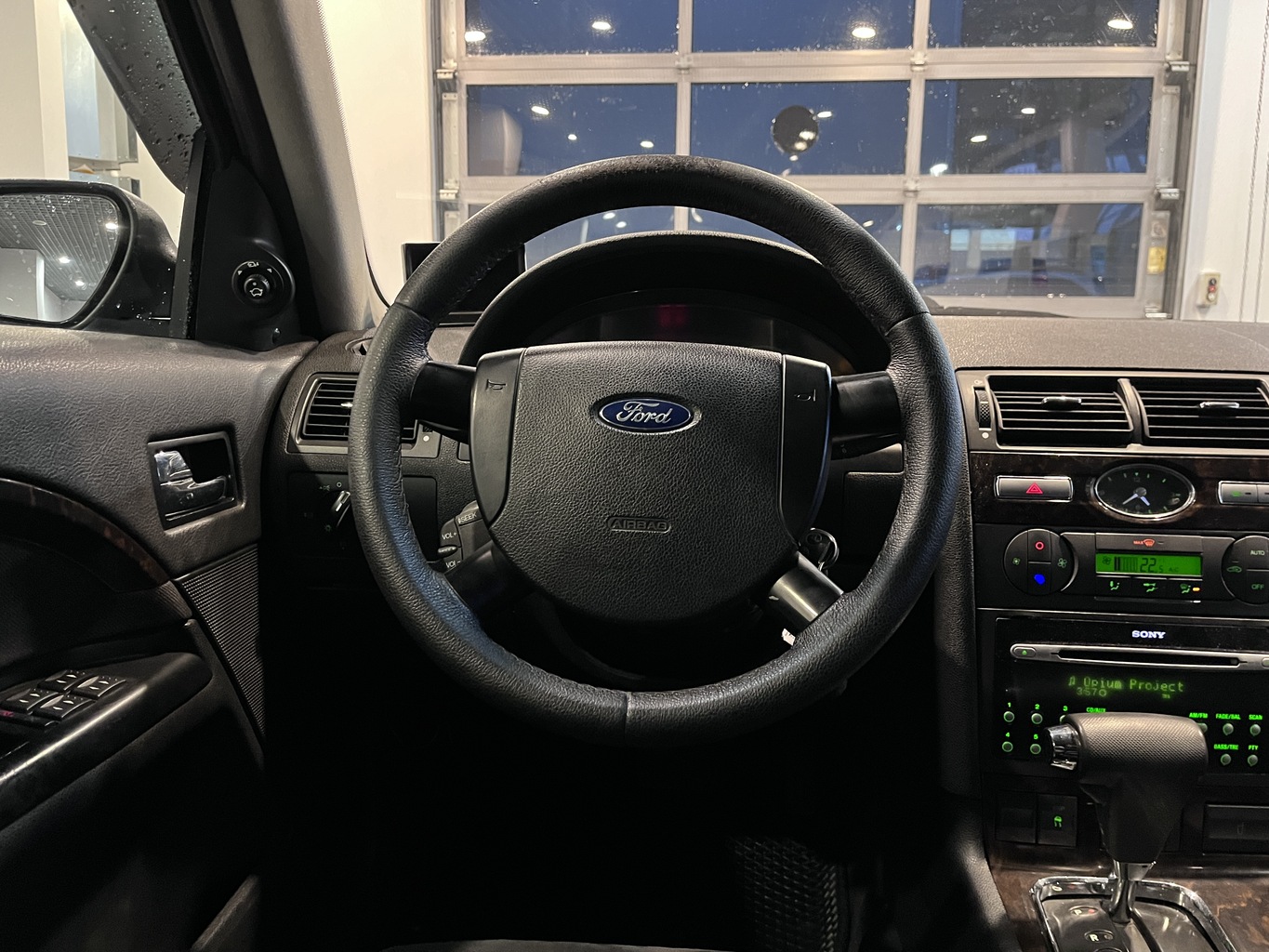 FORD MONDEO