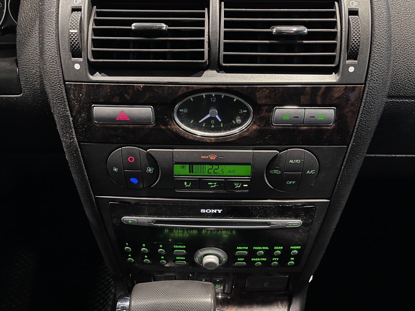 FORD MONDEO