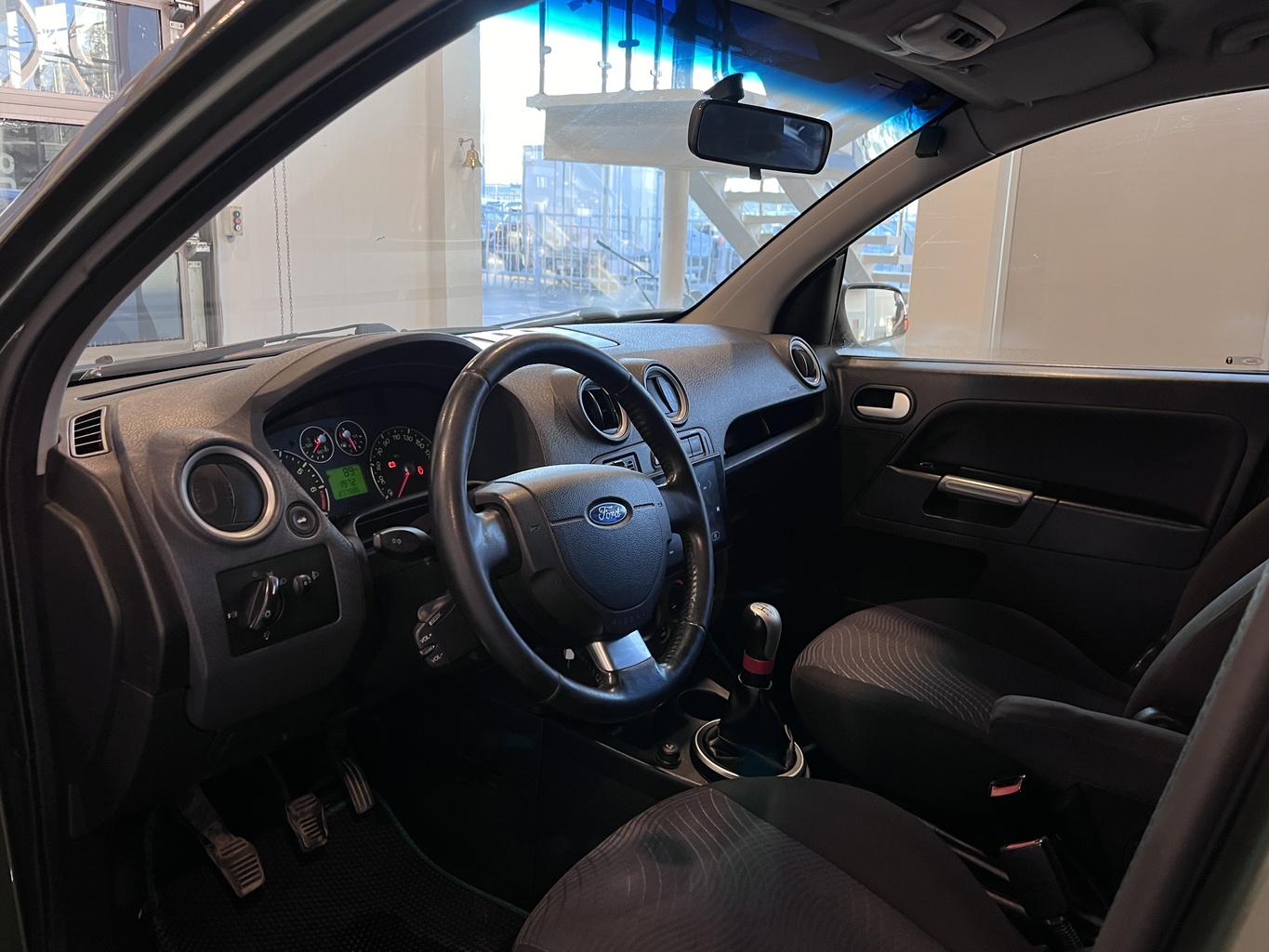 FORD FUSION