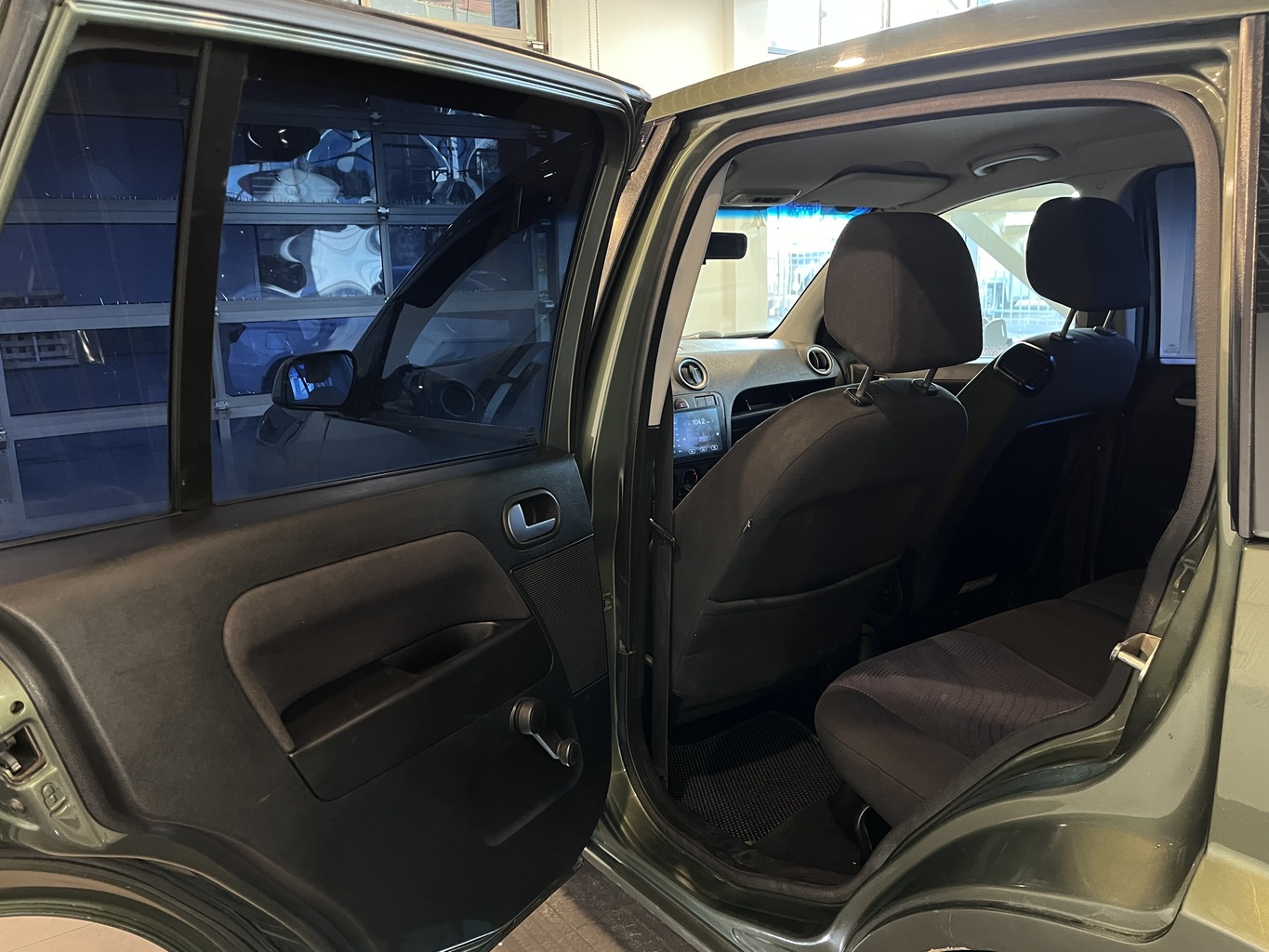 FORD FUSION