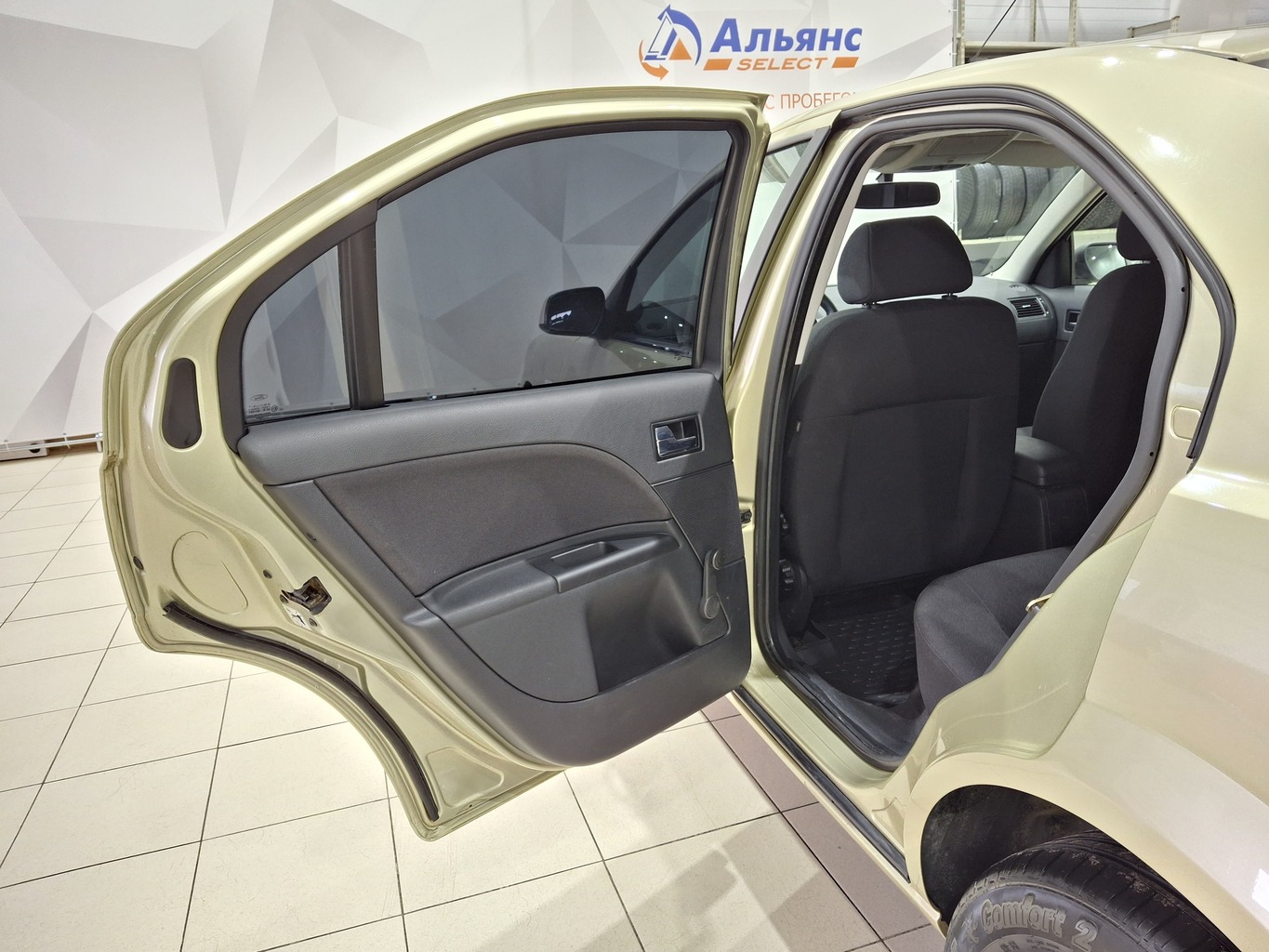 FORD MONDEO