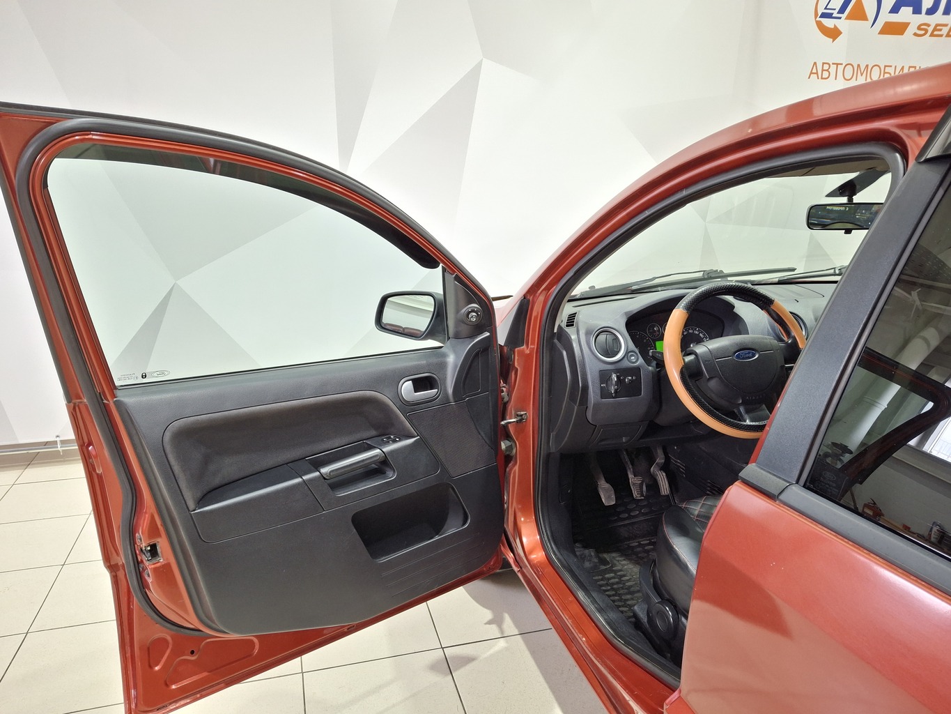 FORD FUSION