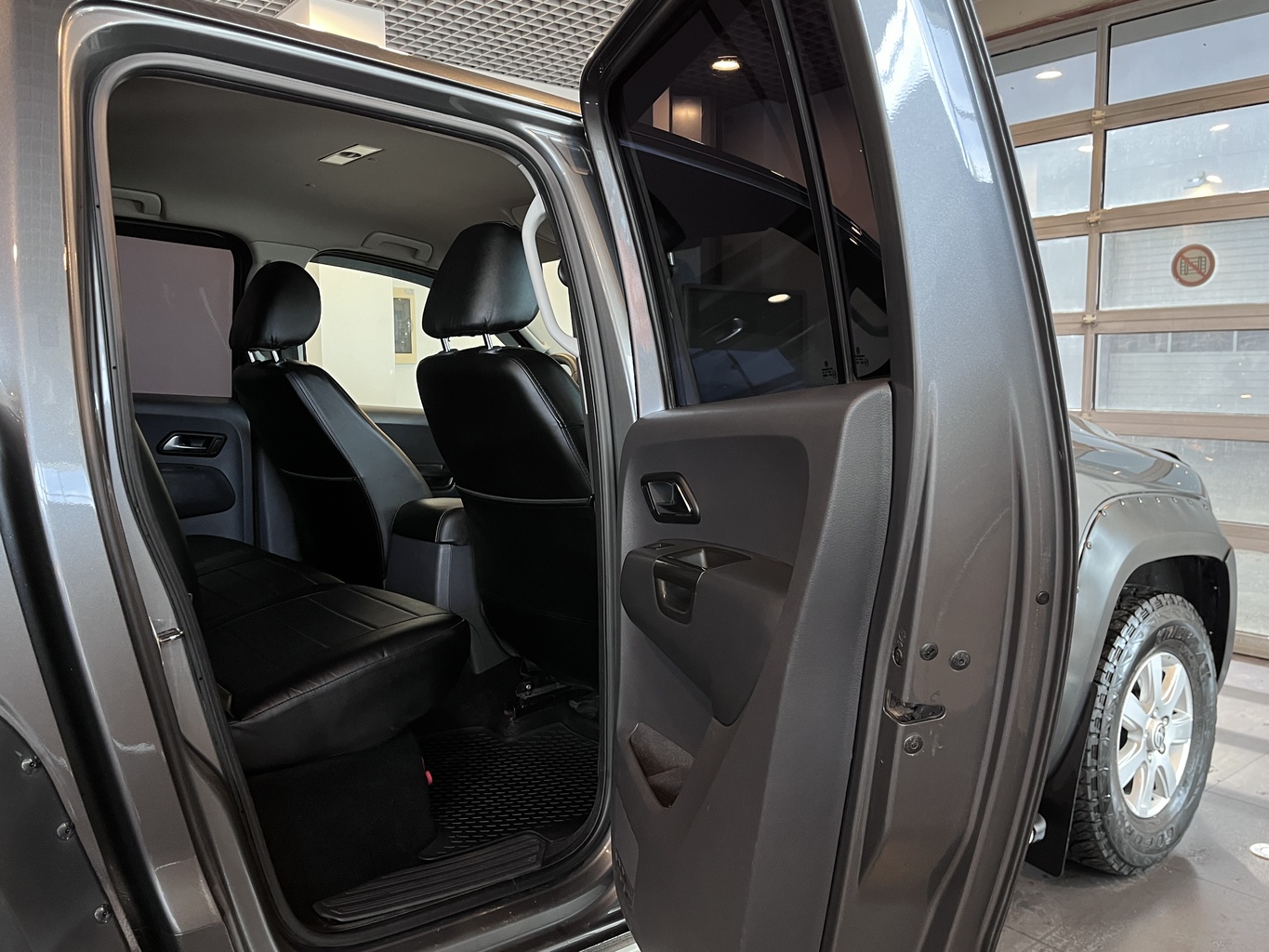 VOLKSWAGEN AMAROK