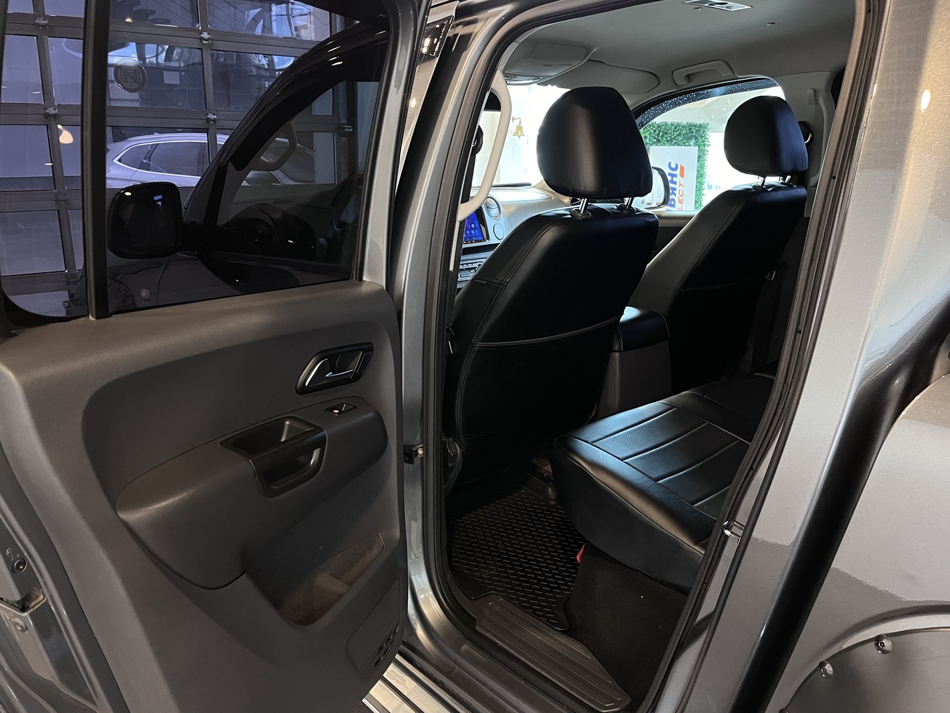 VOLKSWAGEN AMAROK