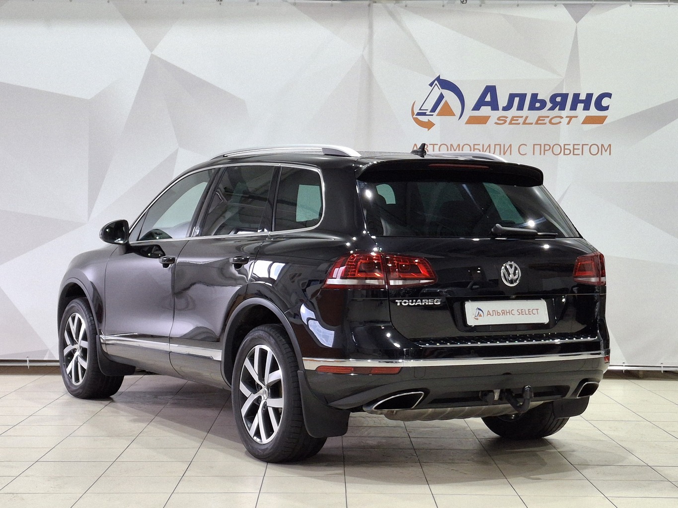 VOLKSWAGEN TOUAREG