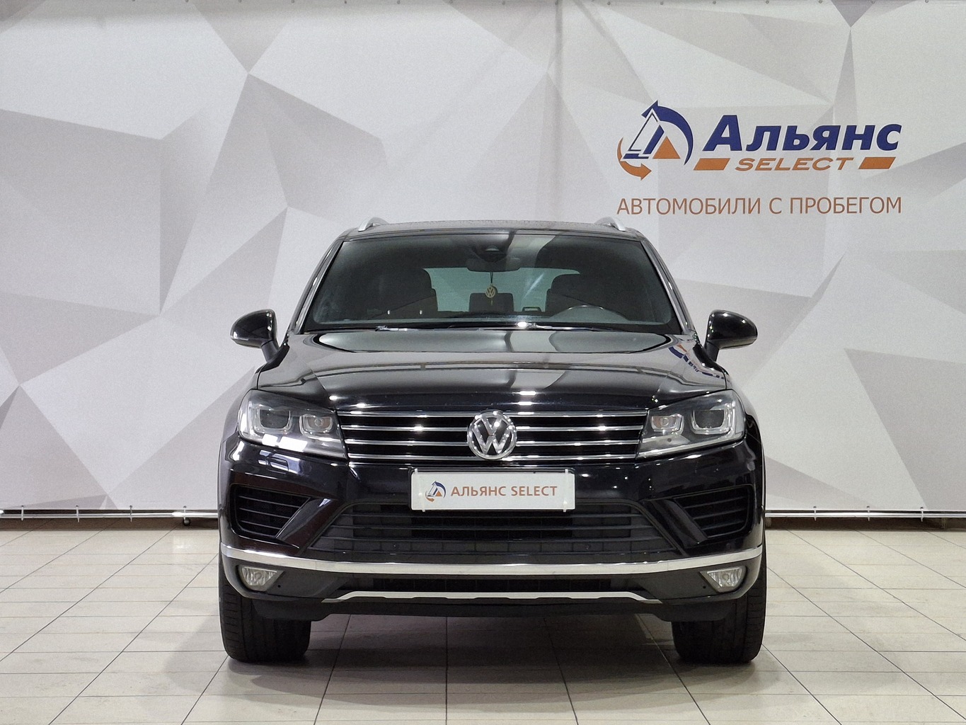 VOLKSWAGEN TOUAREG