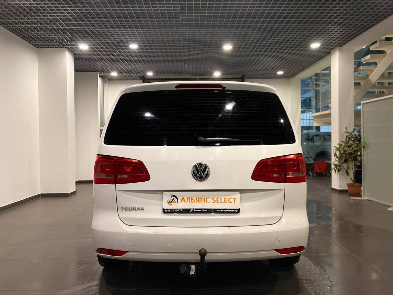 VOLKSWAGEN TOURAN