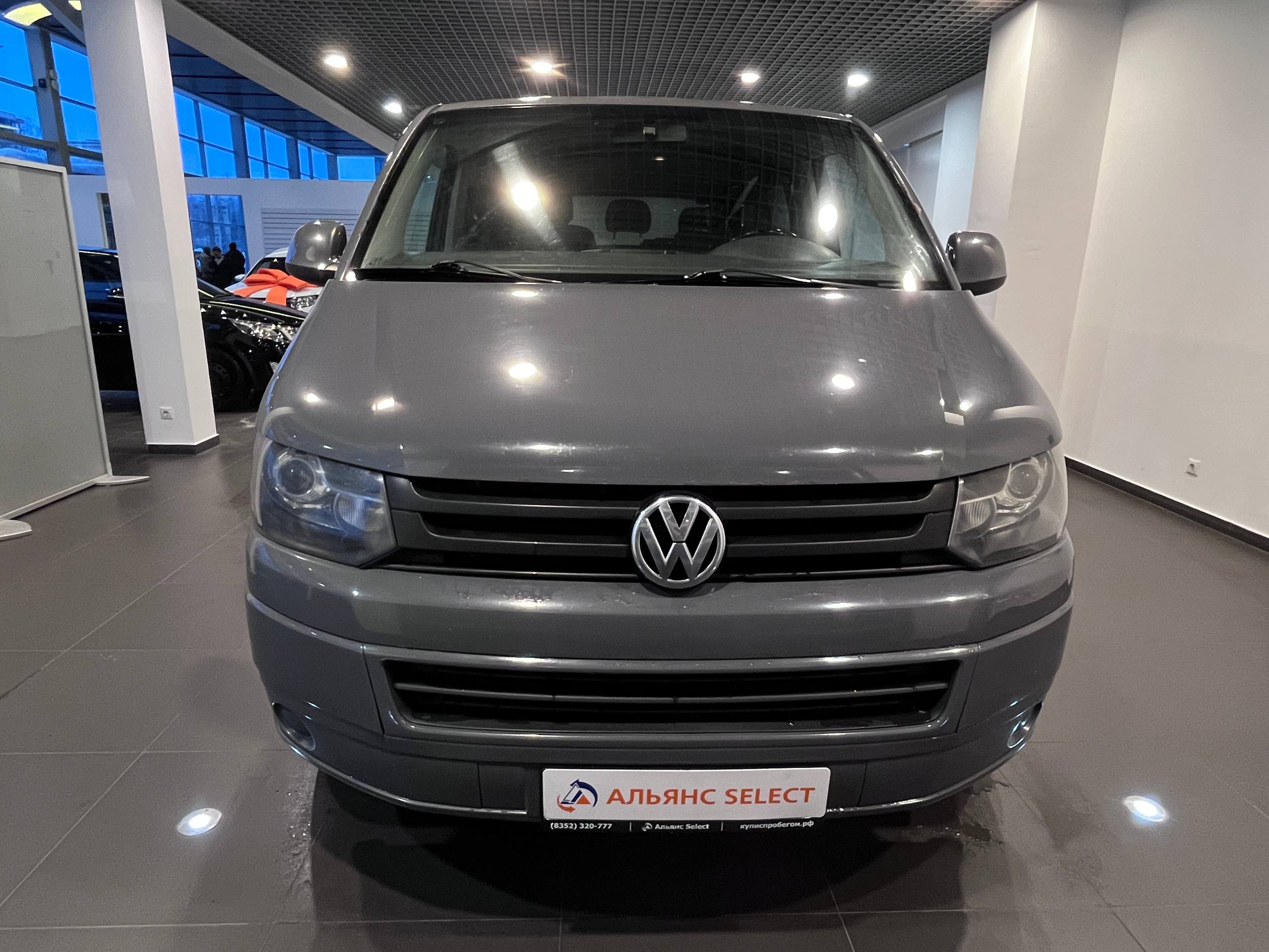 VOLKSWAGEN CARAVELLE