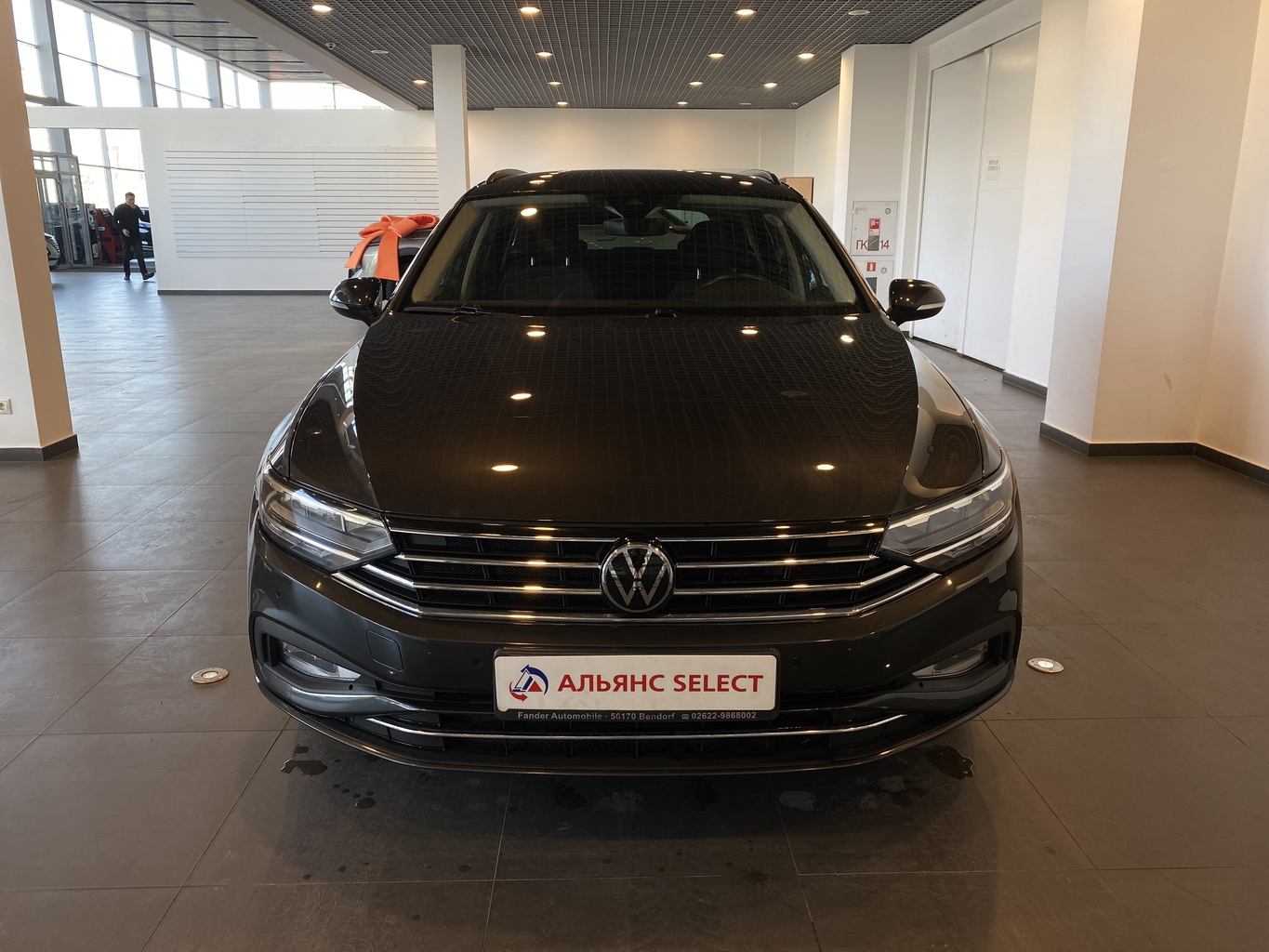 VOLKSWAGEN PASSAT