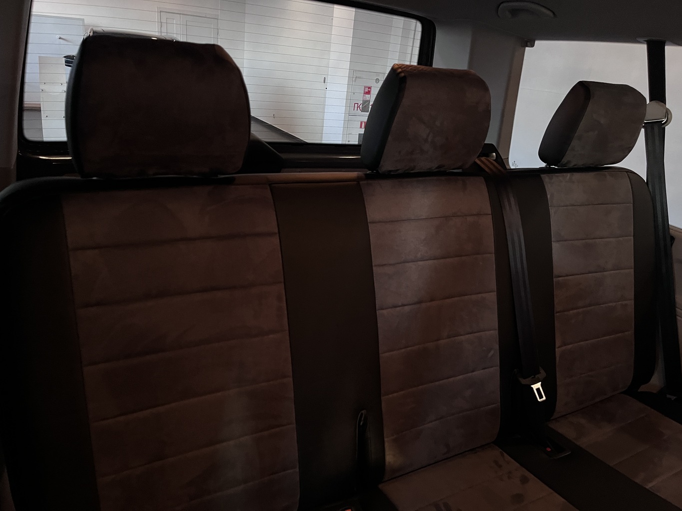 VOLKSWAGEN CARAVELLE