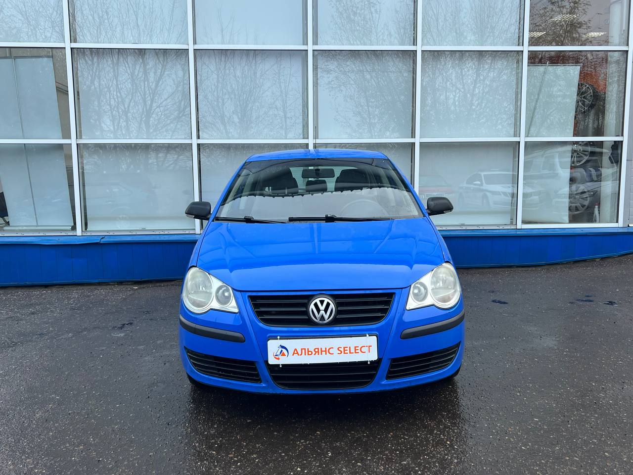 VOLKSWAGEN POLO