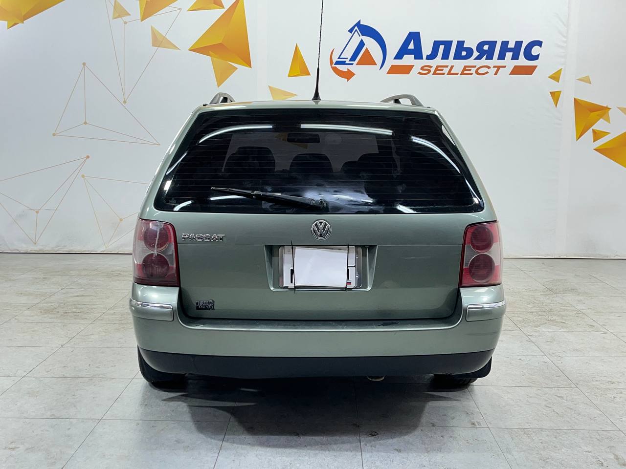 VOLKSWAGEN PASSAT