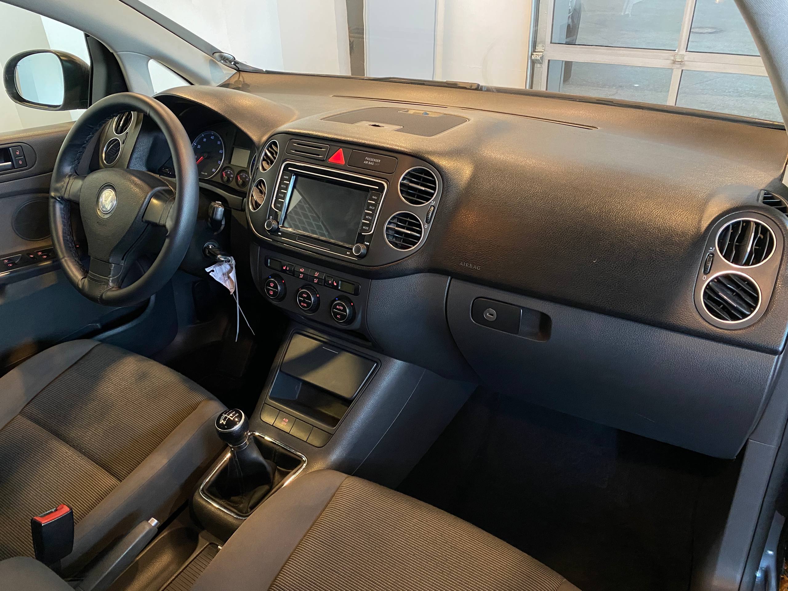 VOLKSWAGEN GOLF PLUS