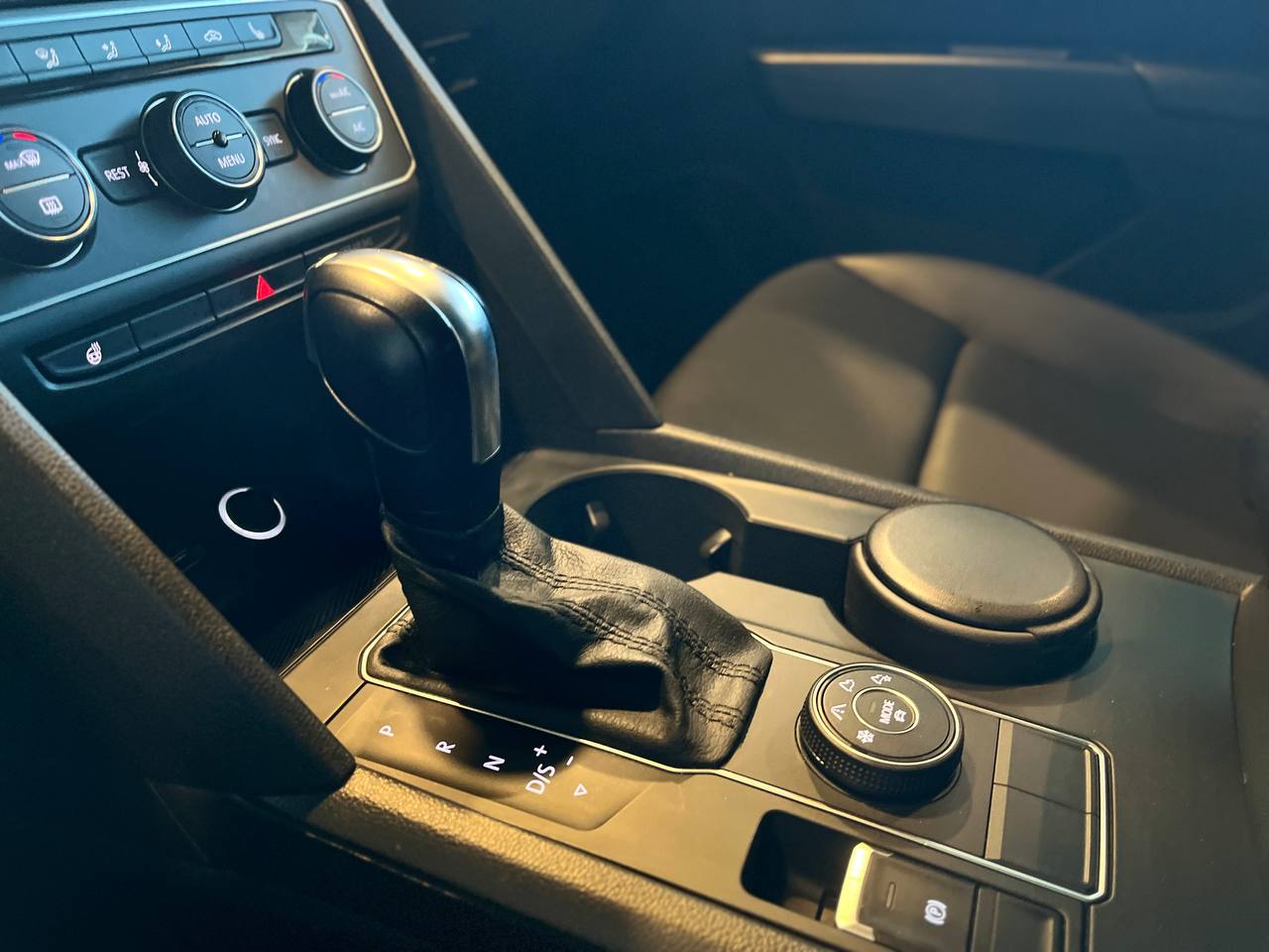 VOLKSWAGEN TERAMONT