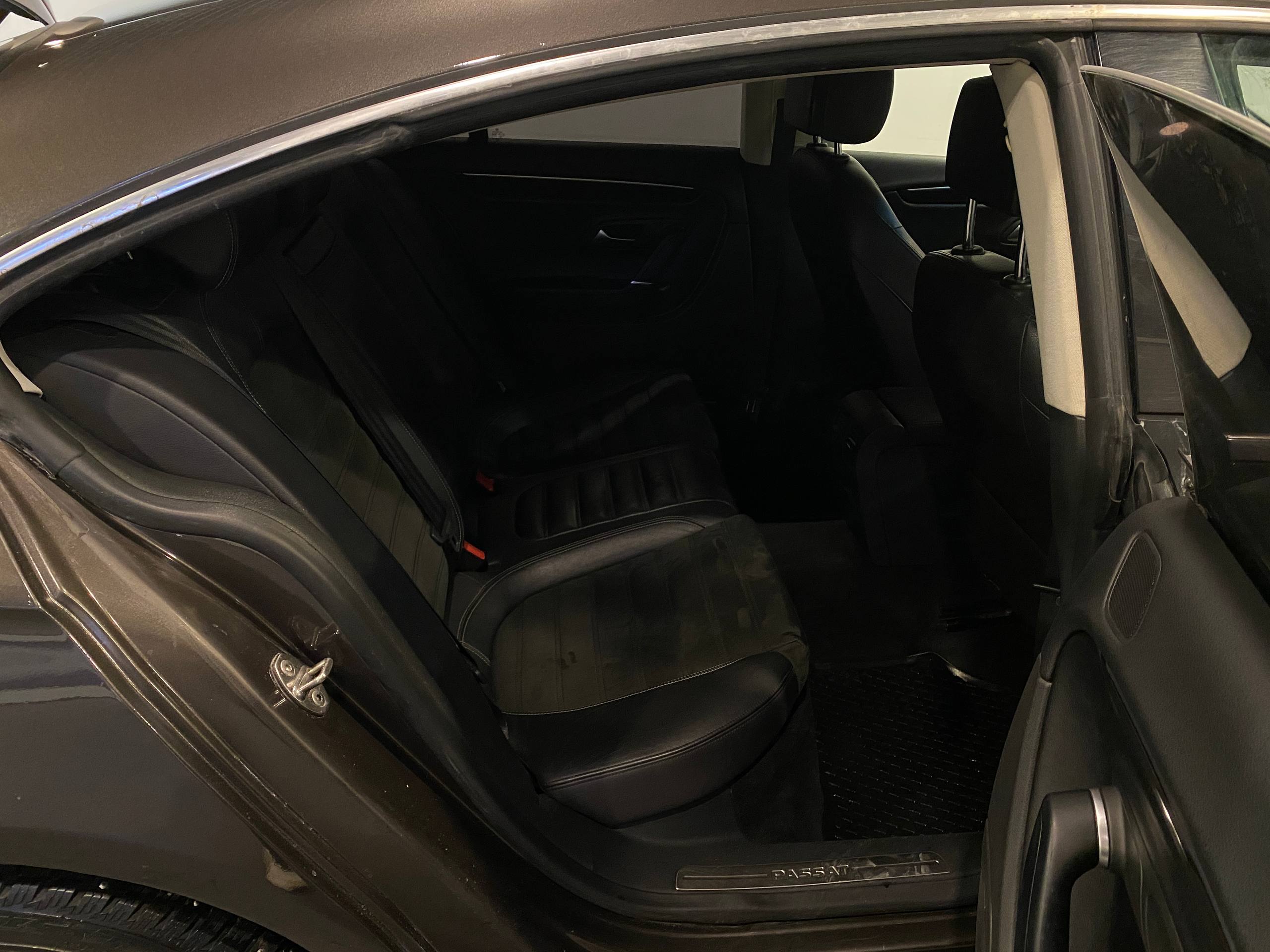 VOLKSWAGEN PASSAT CC