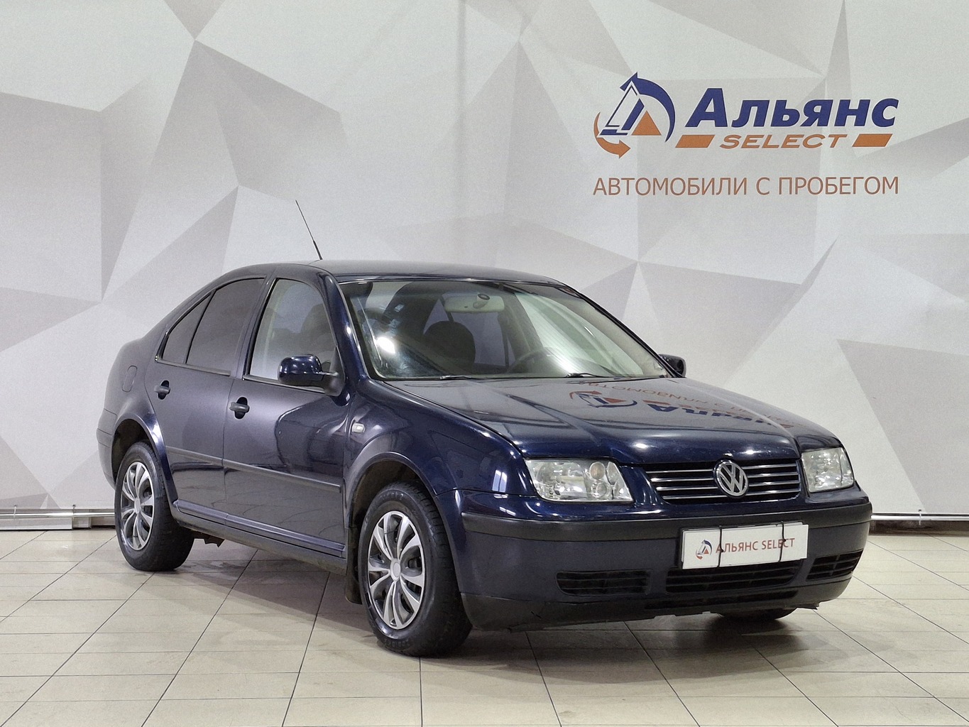 VOLKSWAGEN BORA