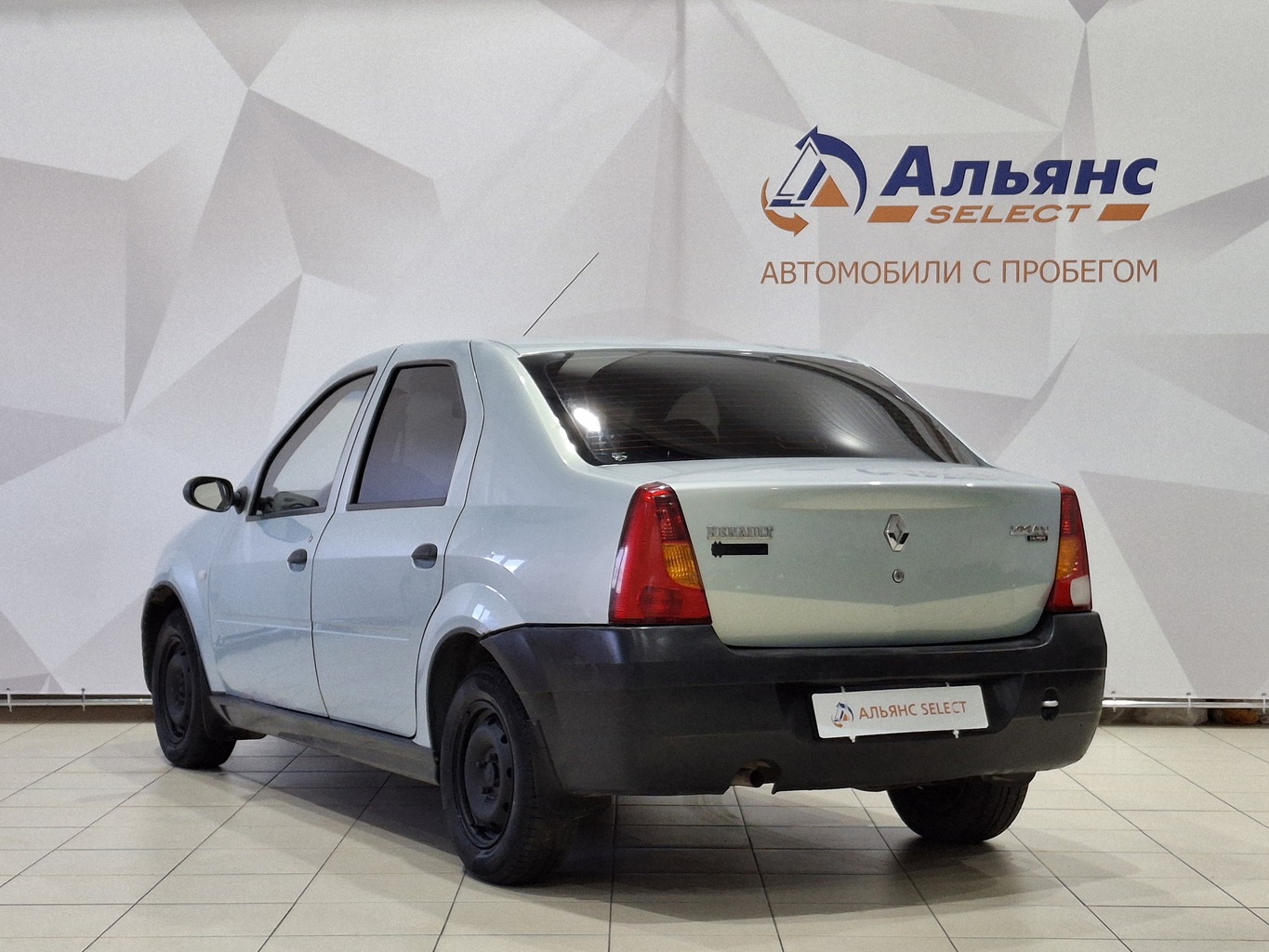 RENAULT LOGAN