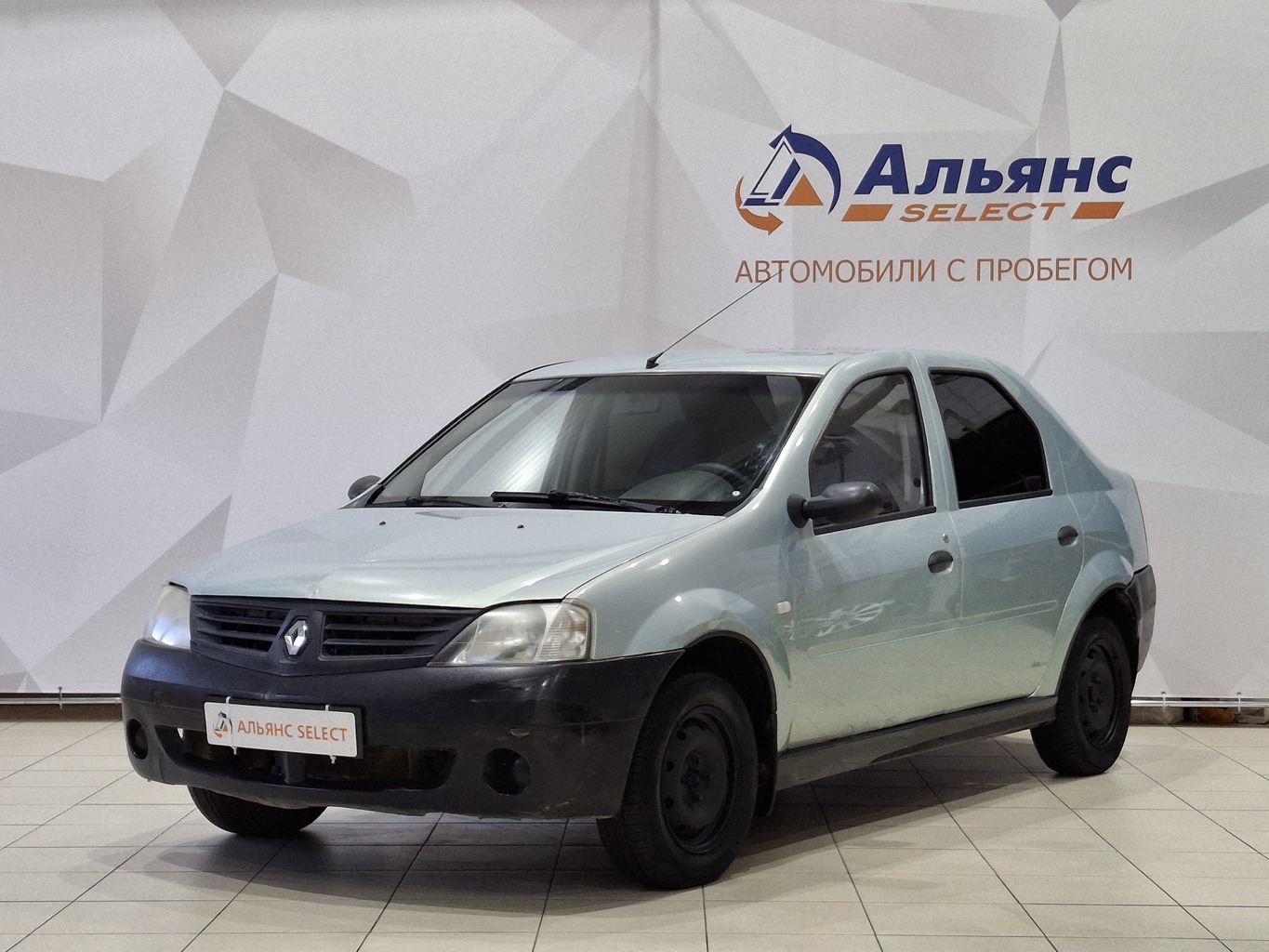 RENAULT LOGAN