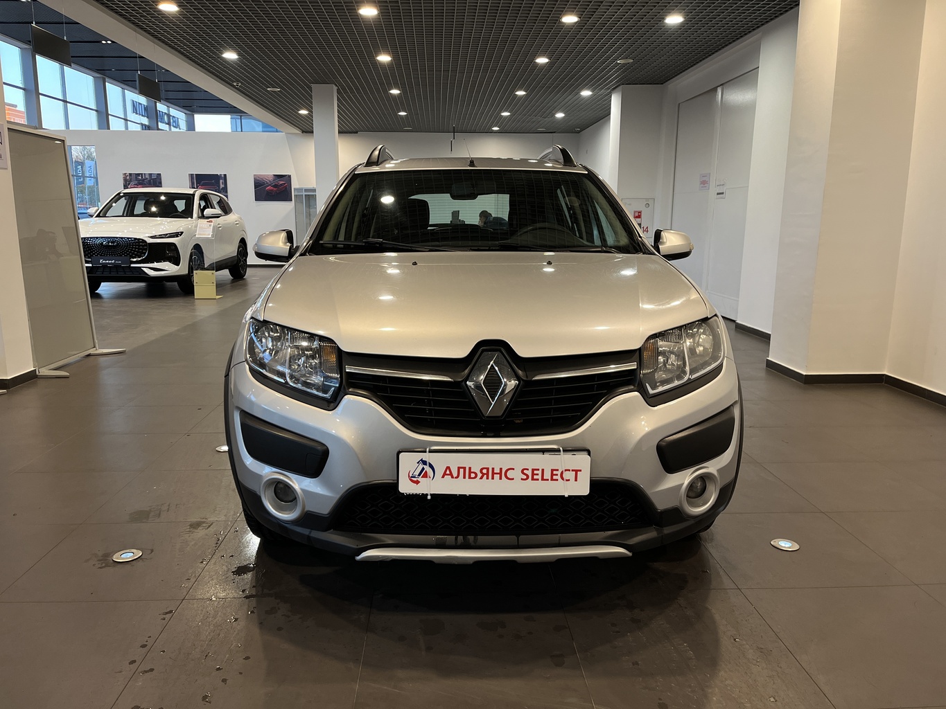 RENAULT SANDERO