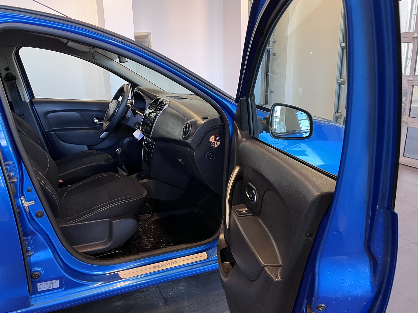 RENAULT LOGAN