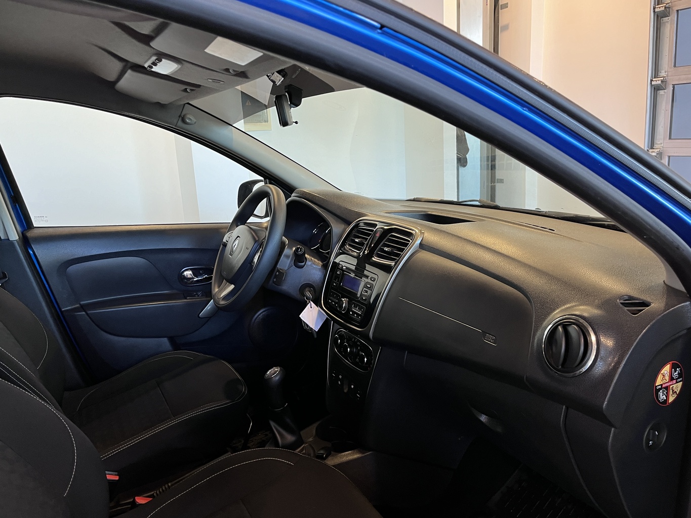 RENAULT LOGAN