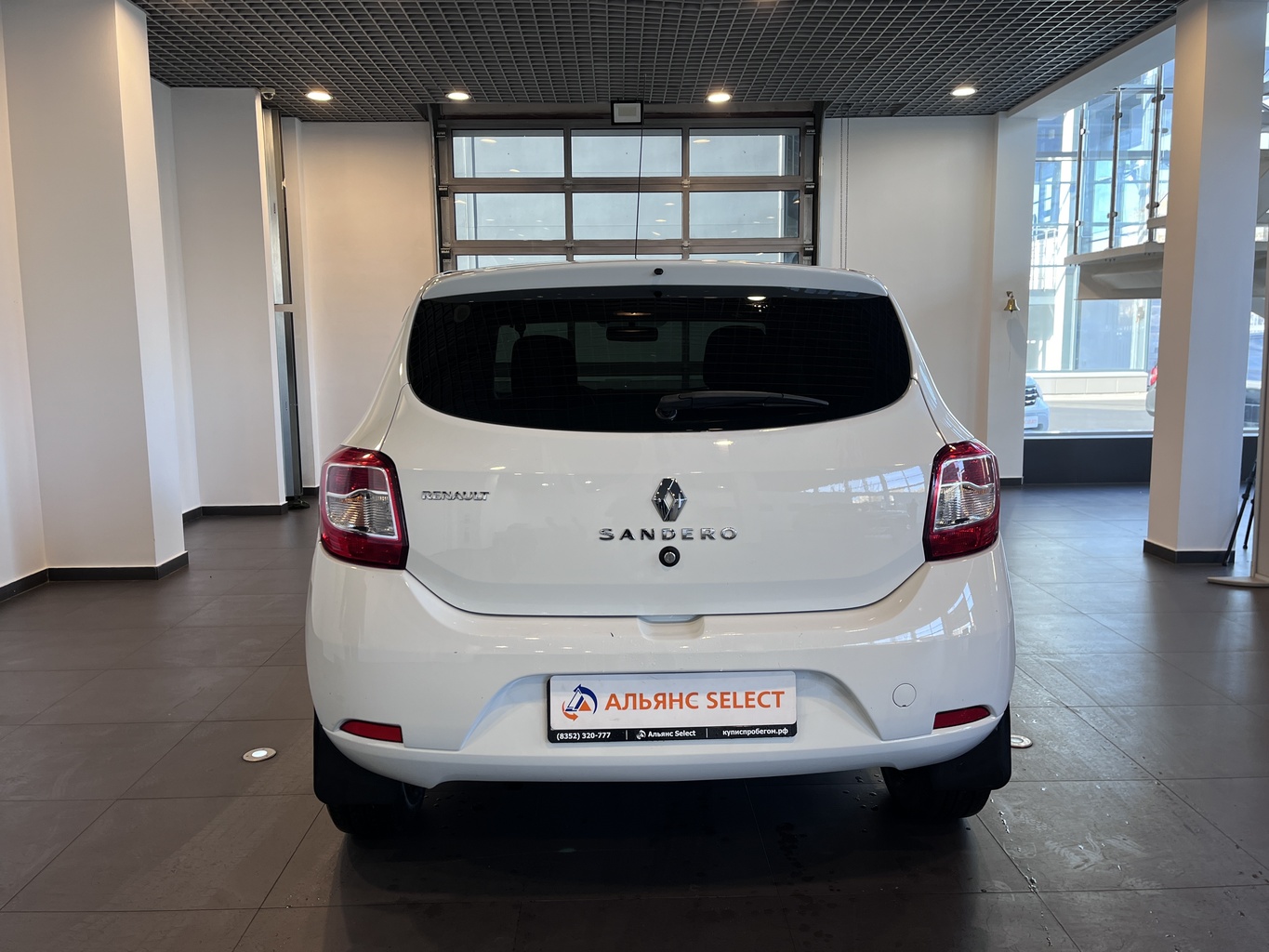 RENAULT SANDERO