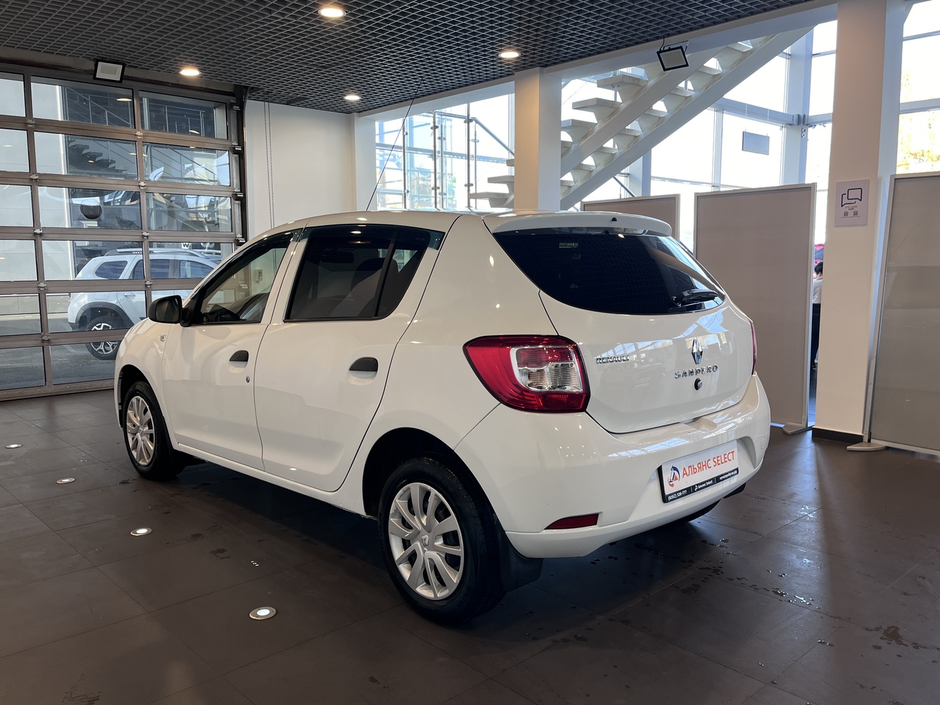 RENAULT SANDERO