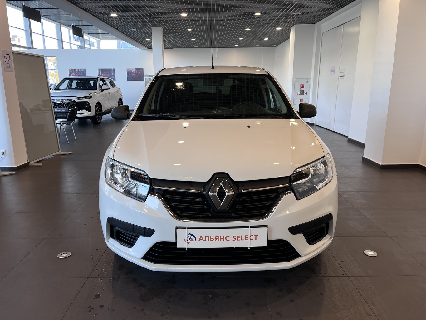 RENAULT SANDERO